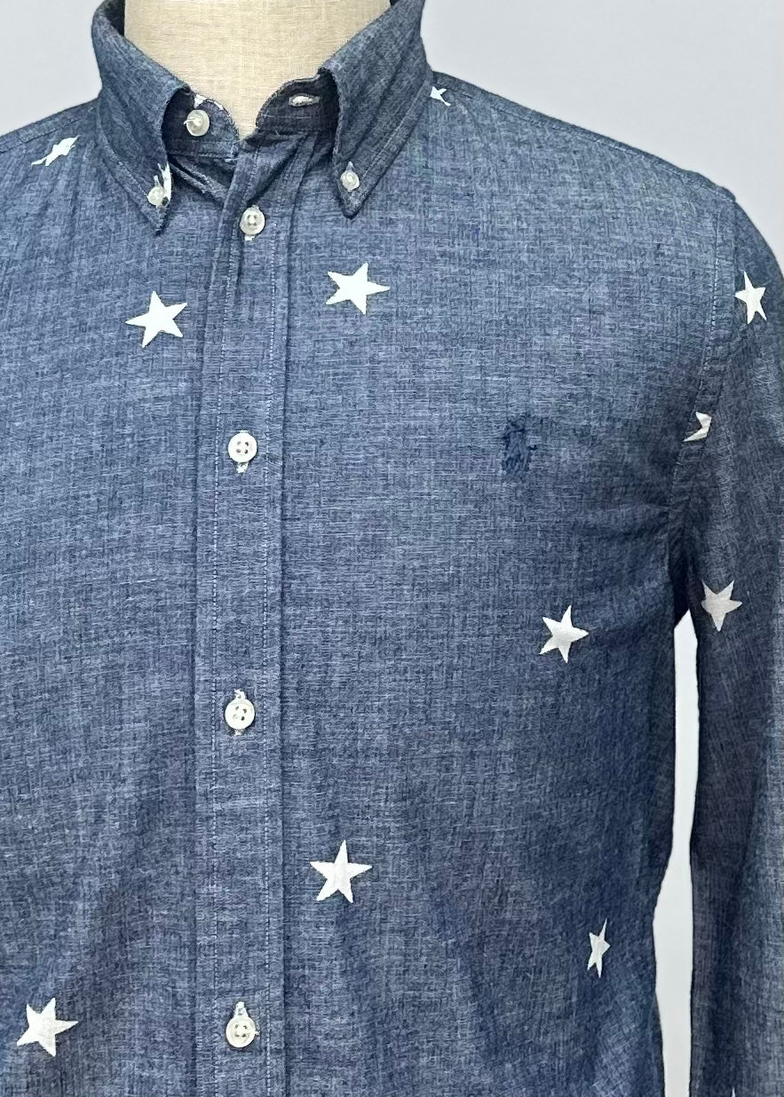 Camisa de jeans Polo Ralph Lauren 🏇🏼 color azul grisáceo y diseño de estrellas Talla L Entalle Slim Fit