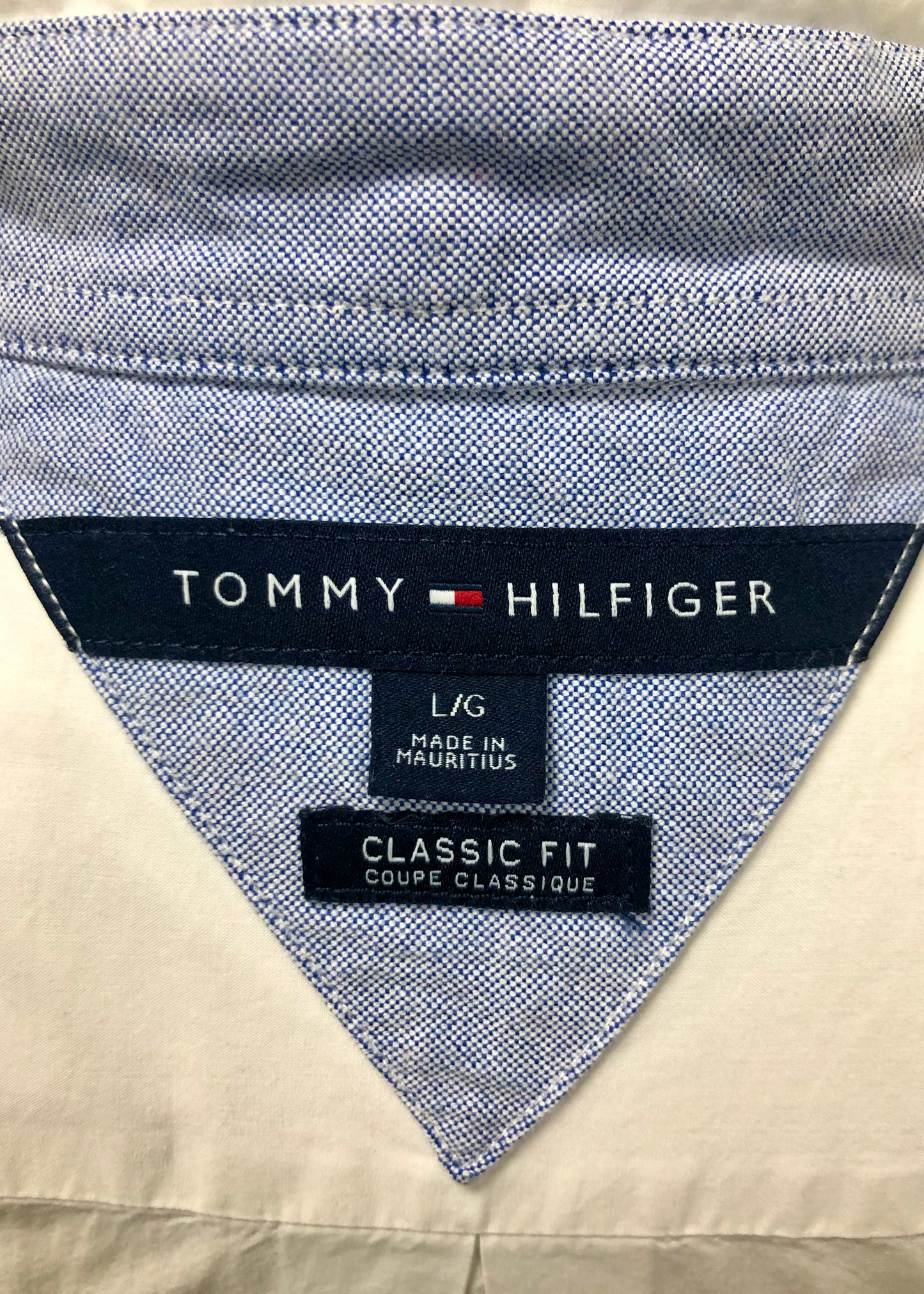 Camisa de botones Tommy Hilfiger 🇺🇸 en color blanco Talla L Entalle Clásico (ver descripción)