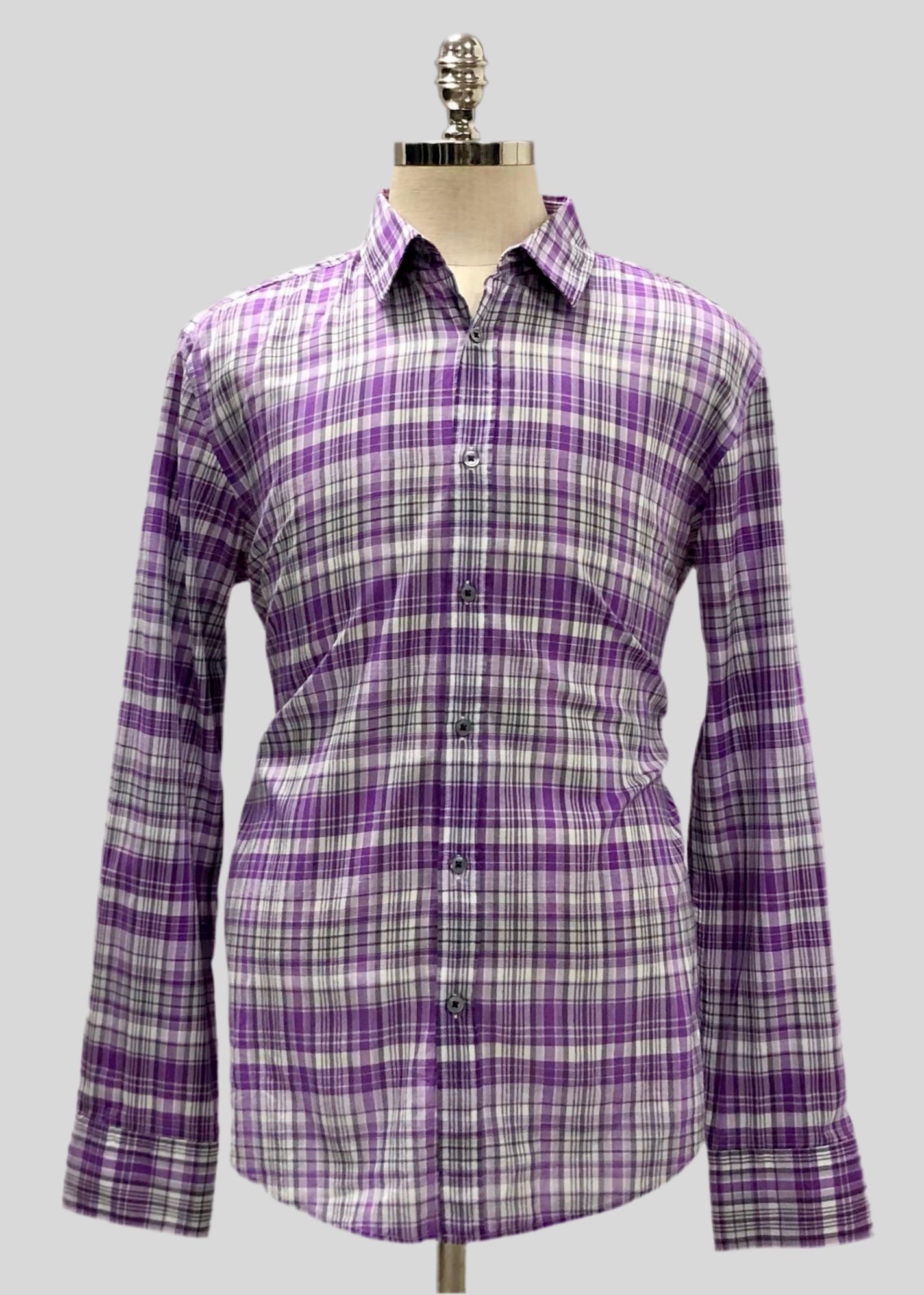 Camisa de botones Hugo Boss 🇩🇪 color blanco con patrón de cuadros morado y gris Talla XL Entalle Slim Fit
