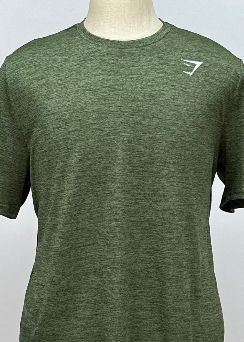 Camiseta de entrenamiento cuello redondo Gymshark 🏋🏽 color verde oliva manga corta Talla XXL