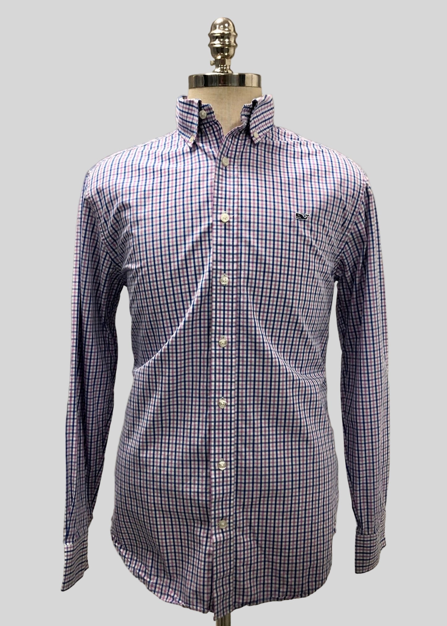Camisa de botones Vineyard Vines 🐳 de cuadros en color rosado, azul navy y blanco Talla M Entalle Slim Fit