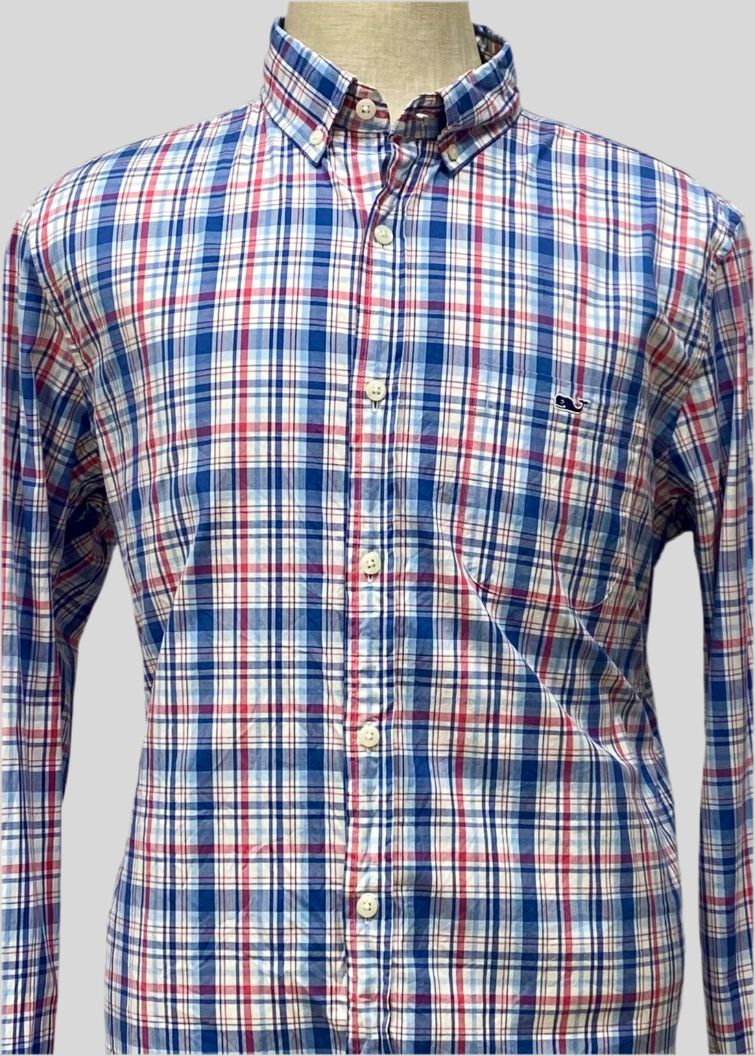 Camisa de botones Vineyard Vines 🐳 color blanco de cuadros en color rojo y azul Talla L Entalle Slim Fit
