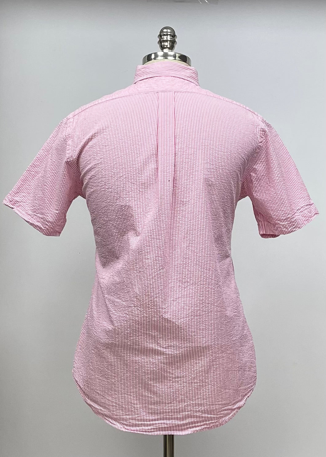 Camisa Polo Ralph Lauren 🏇🏼  Color blanco con patrón de rayas en rosado Seersucker Talla M Entalle Regular