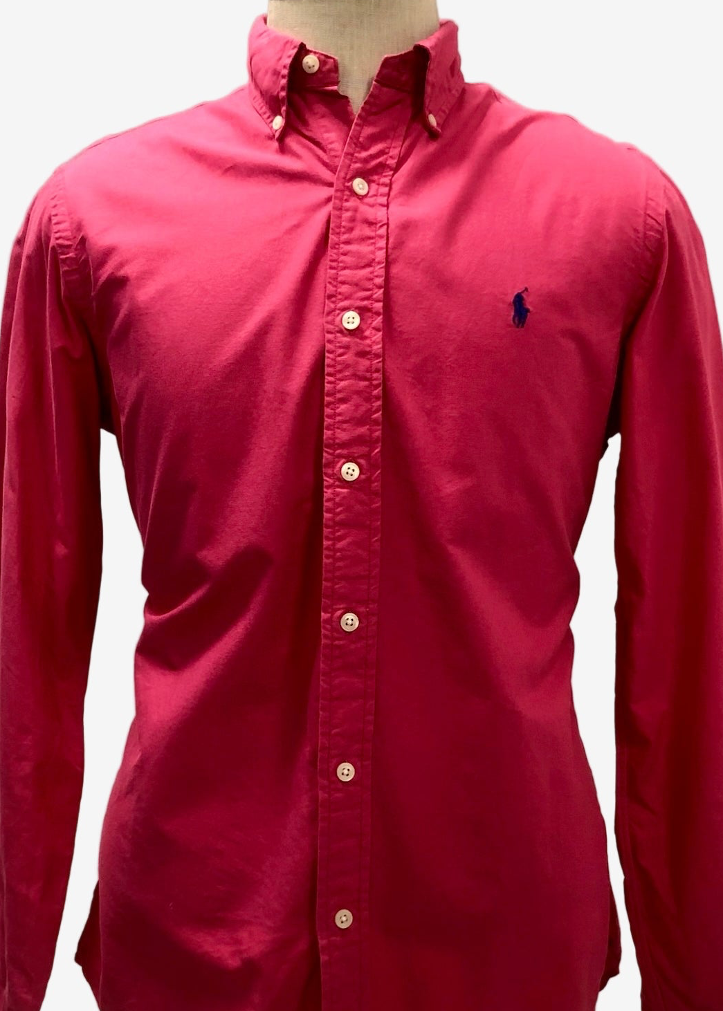 Camisa de botones Polo Ralph Lauren 🏇🏼 Oxford en color rosado intenso Talla M Entalle Regular