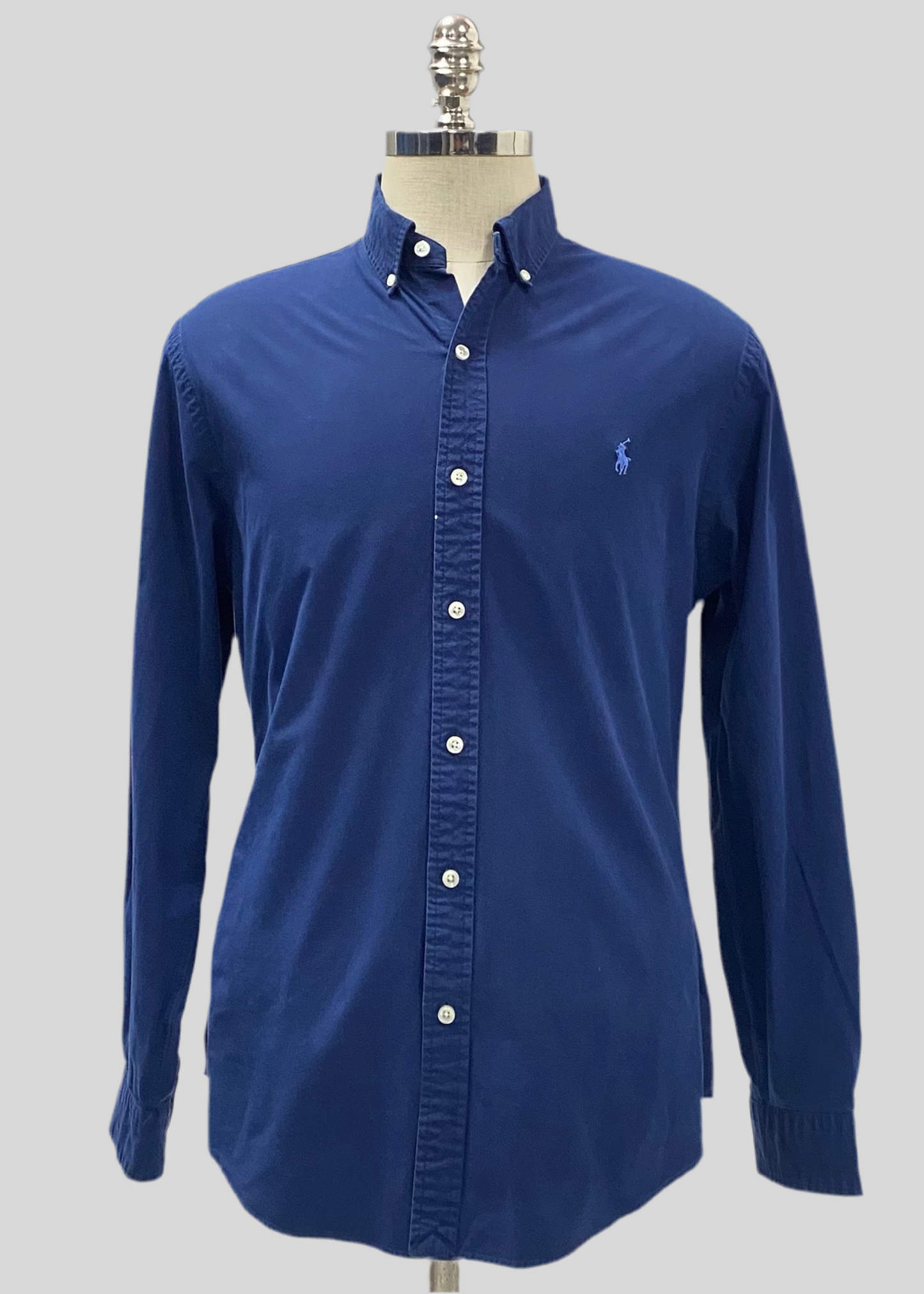 Camisa Polo Ralph Lauren 🏇🏼 con color Azul navy Talla L Entalle Slim Fit