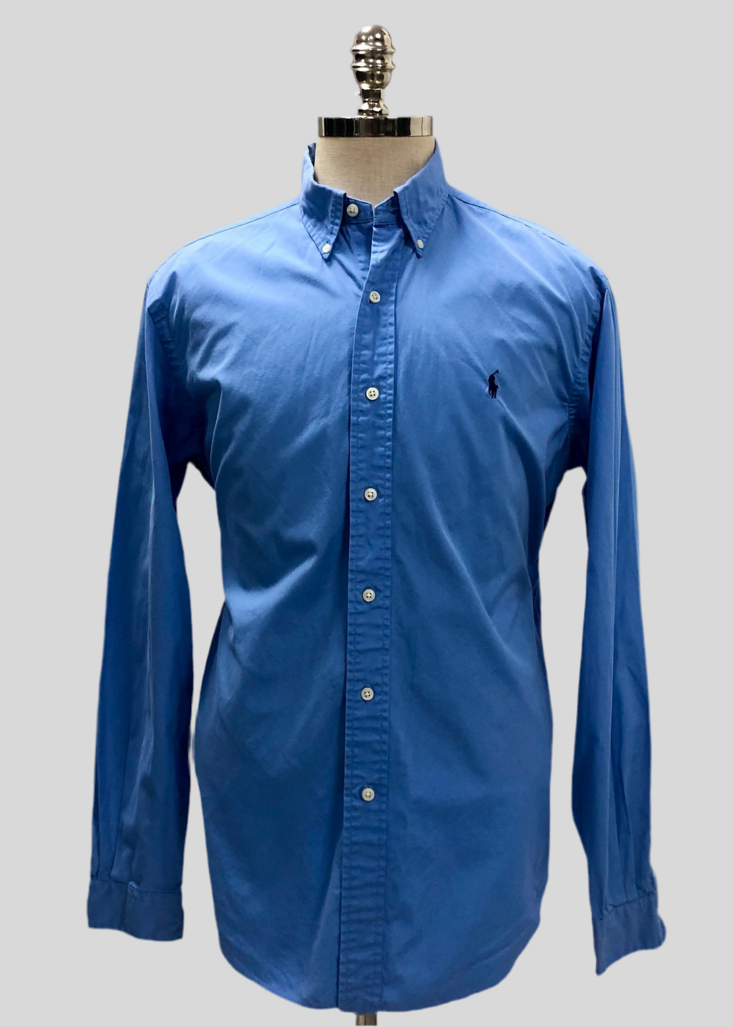 Camisa de botones Polo Ralph Lauren 🏇🏼 color celeste Talla L Entalle Clásico