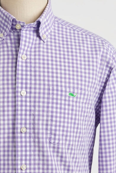 Camisa de botones Vineyard Vines 🐳 con patron cuadros gingham en color lila y blanco Talla L Entalle Regular