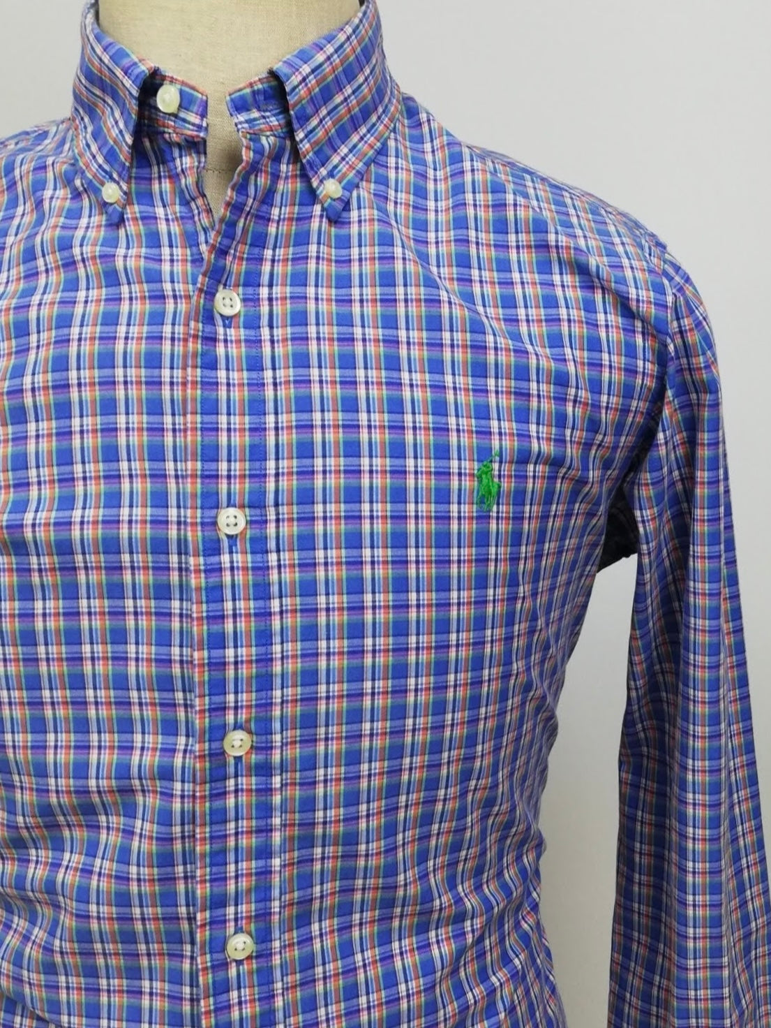 Camisa Polo Ralph Lauren 🏇🏼 color azul con patron de cuadros naranja, verde y blanco Talla M Entalle Slim Fit