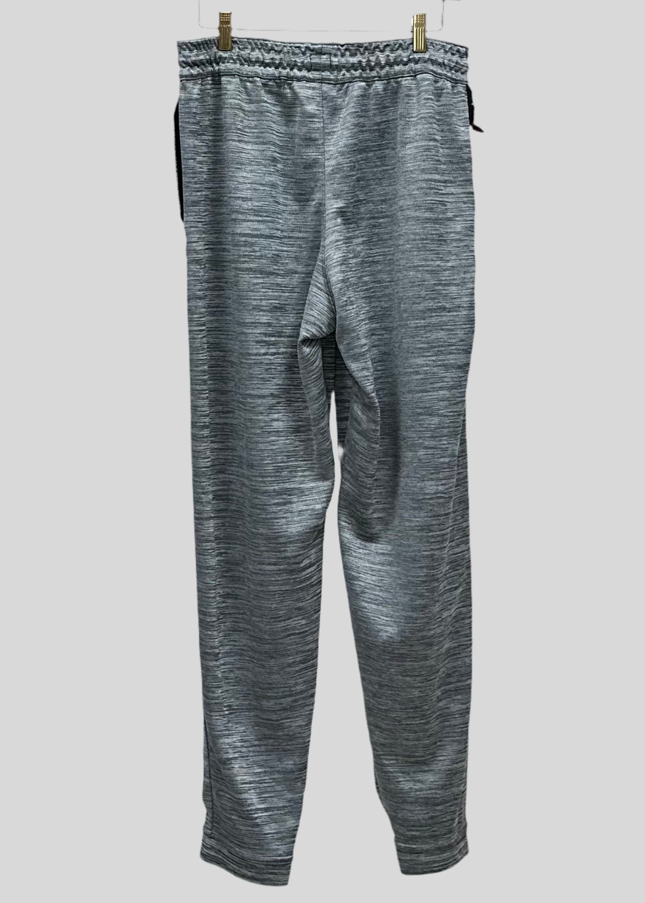 Pantalon Jogger marca Nike ✔️ con diseño degradado en color gris Talla L