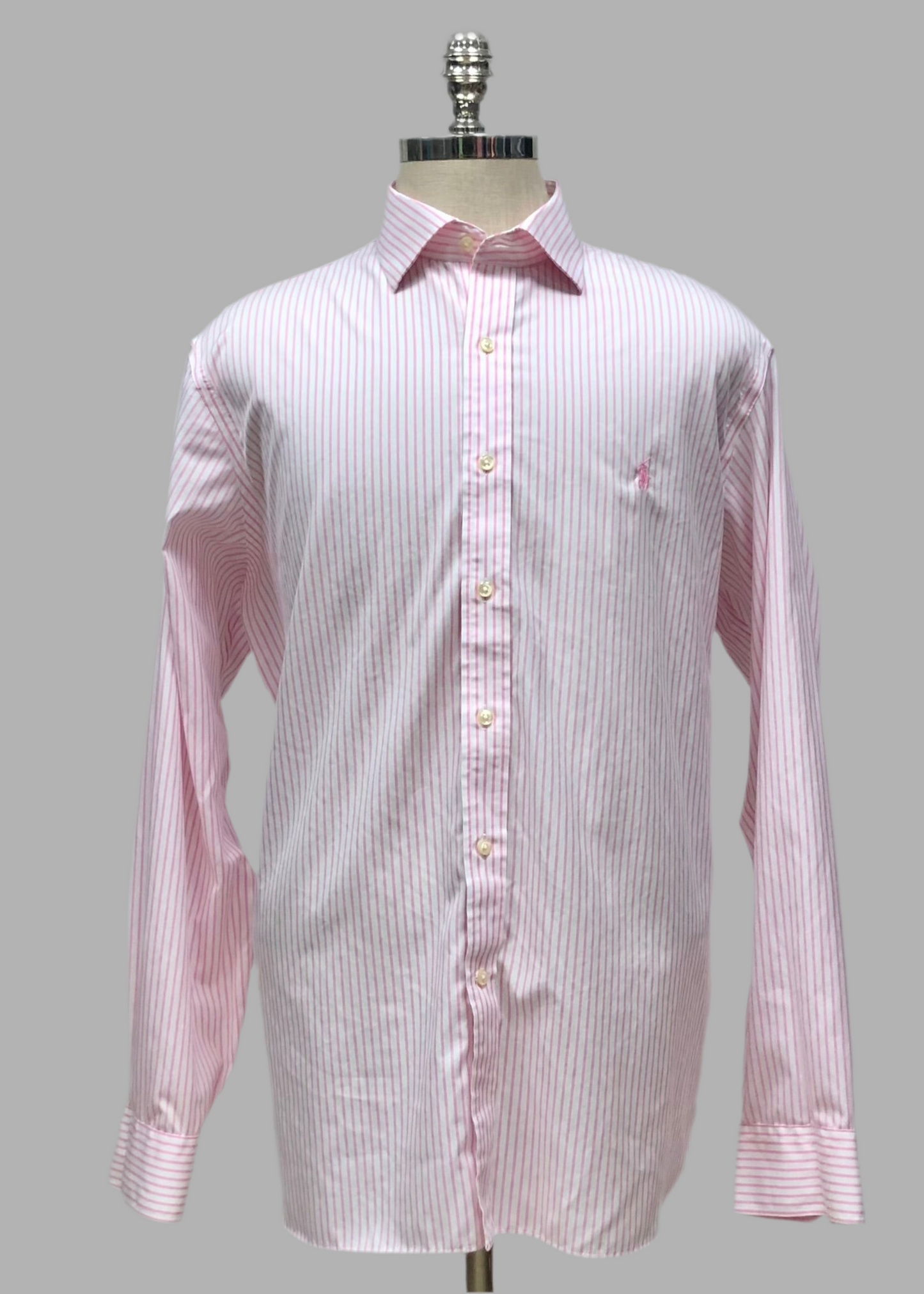 Camisa Polo Ralph Lauren 🏇🏼 color blanco con patron de rayas finas en color rosado Talla XL Entalle Regular