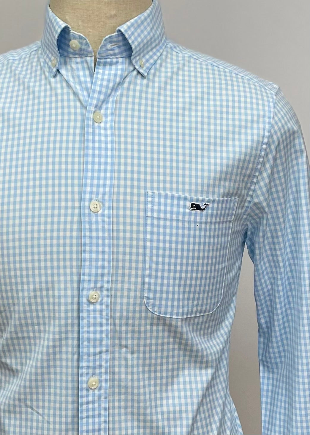 Camisa Vineyard Vines 🐳 de cuadros gingham en color celeste y blanco Talla XS Entalle Clasico