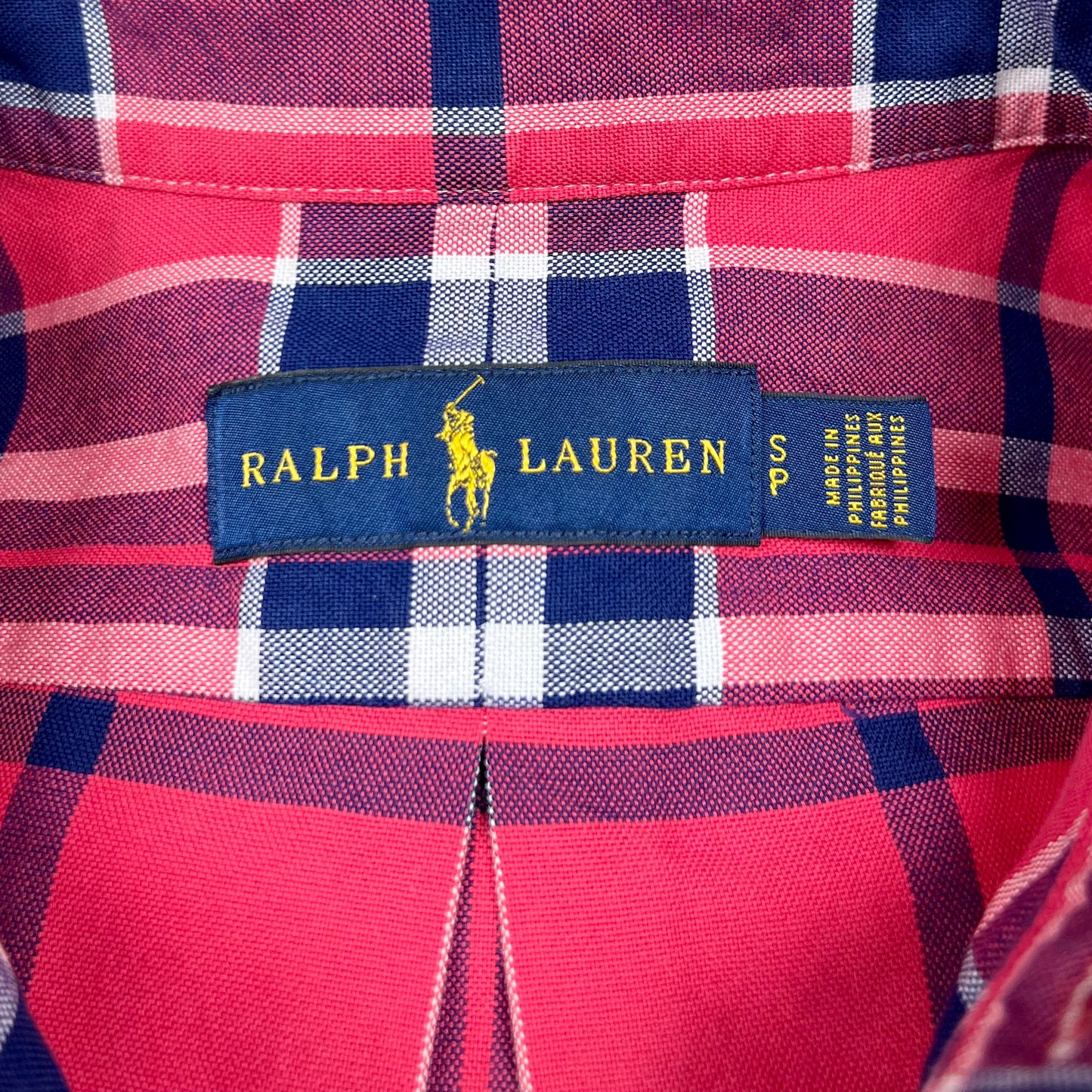 Camisa Polo Ralph Lauren 🏇🏼 color rosado magenta de cuadros tartán en color azul y blanco Talla S Entalle Regular