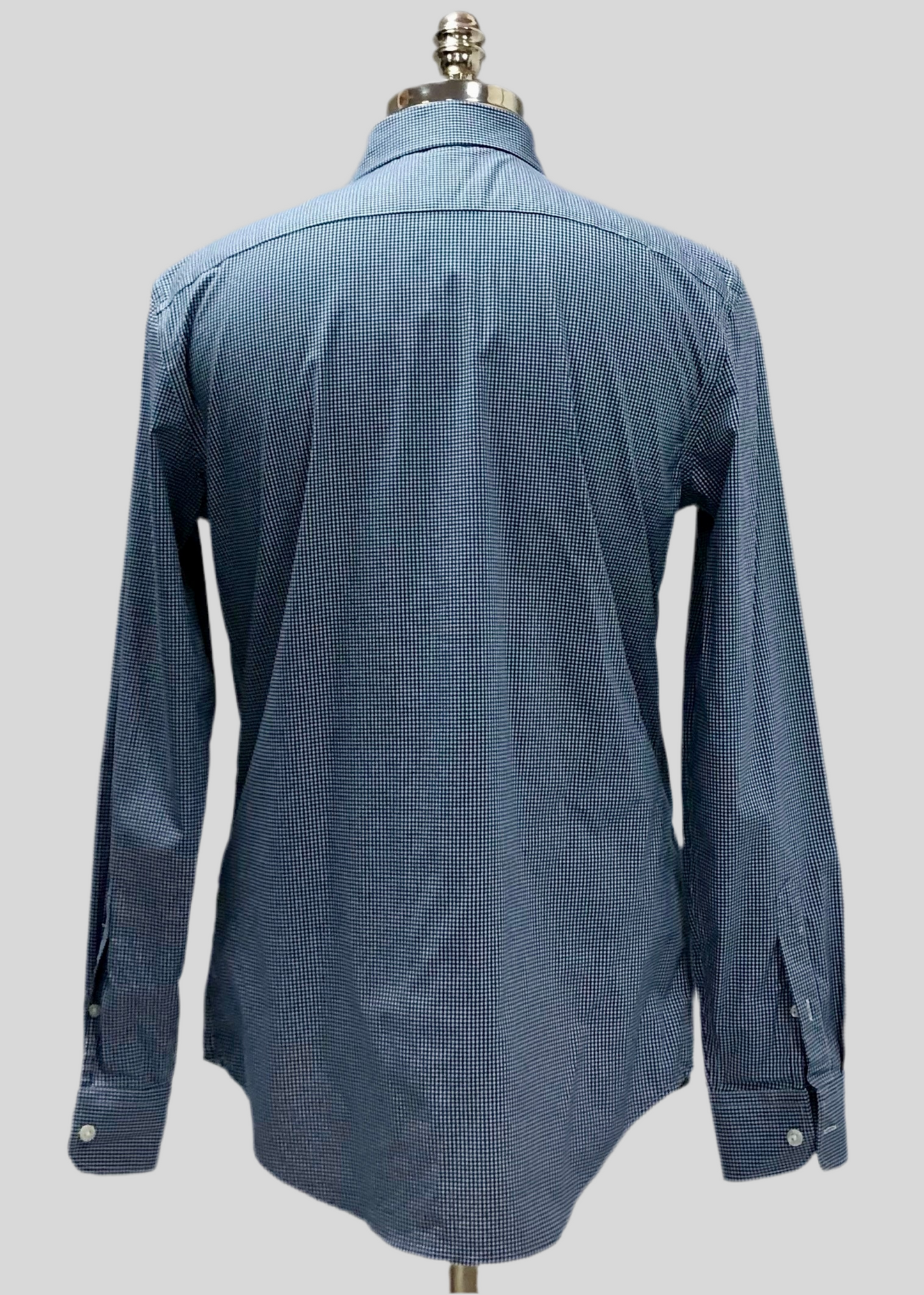 Camisa de botones Old Navy de cuadros finos en color azul navy y blanco Talla M Entalle Slim Fit