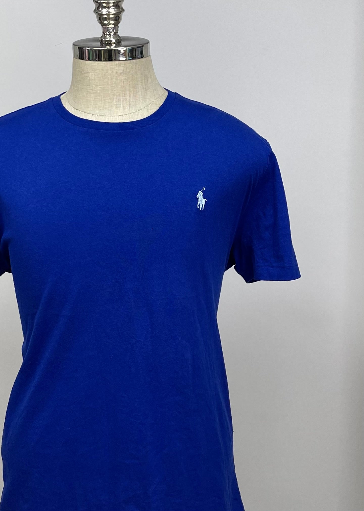 Camiseta cuello Redondo Polo Ralph Lauren 🏇🏼 color azul intenso manga corta Talla Large Entalle Regular