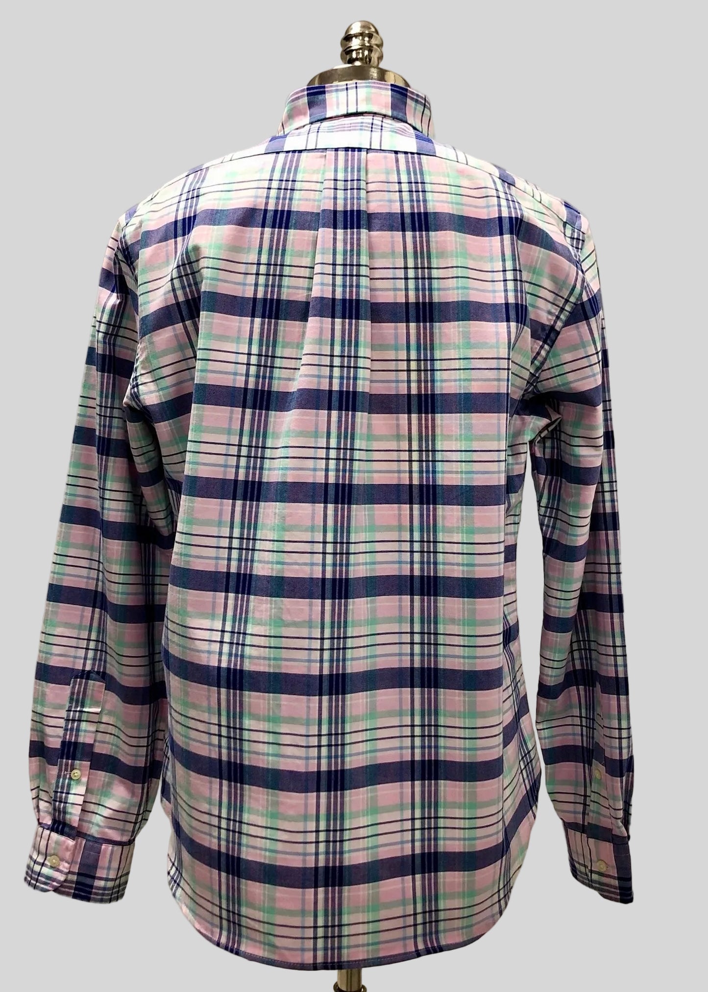Camisa Polo Ralph Lauren 🏇🏼 de cuadros tartán en color azul, rosado y blanco Talla L Entalle Regular