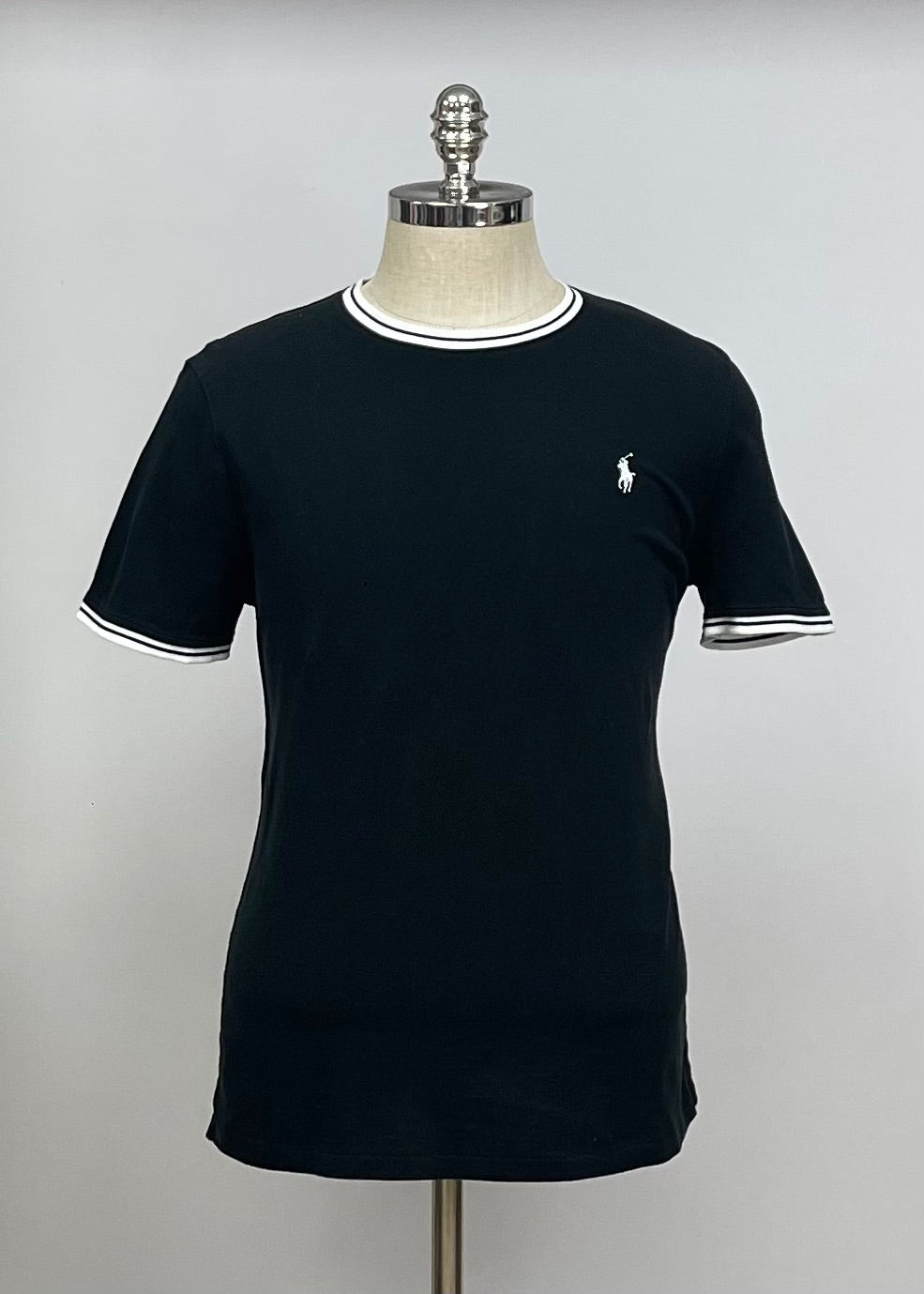 Camiseta cuello Redondo Polo Ralph Lauren 🏇🏼 color negro manga corta Talla Large Entalle Slim Fit