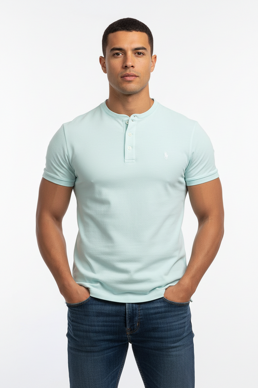 Camiseta de botones henley Polo Ralph Lauren 🏇🏼 color celeste claro manga corta Talla Medium Entalle Regular