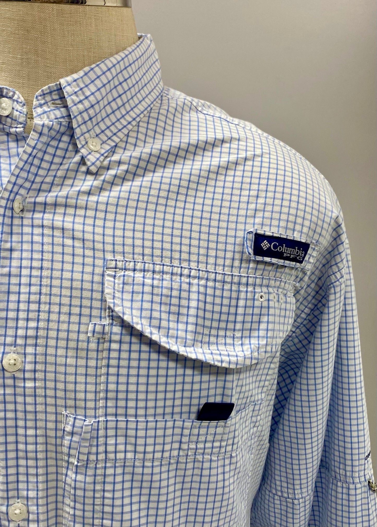 Camisa Columbia 🔹 Modelo Super Bonehead con patrón de cuadros en celeste y blanco Manga larga Talla L (ver descripción)