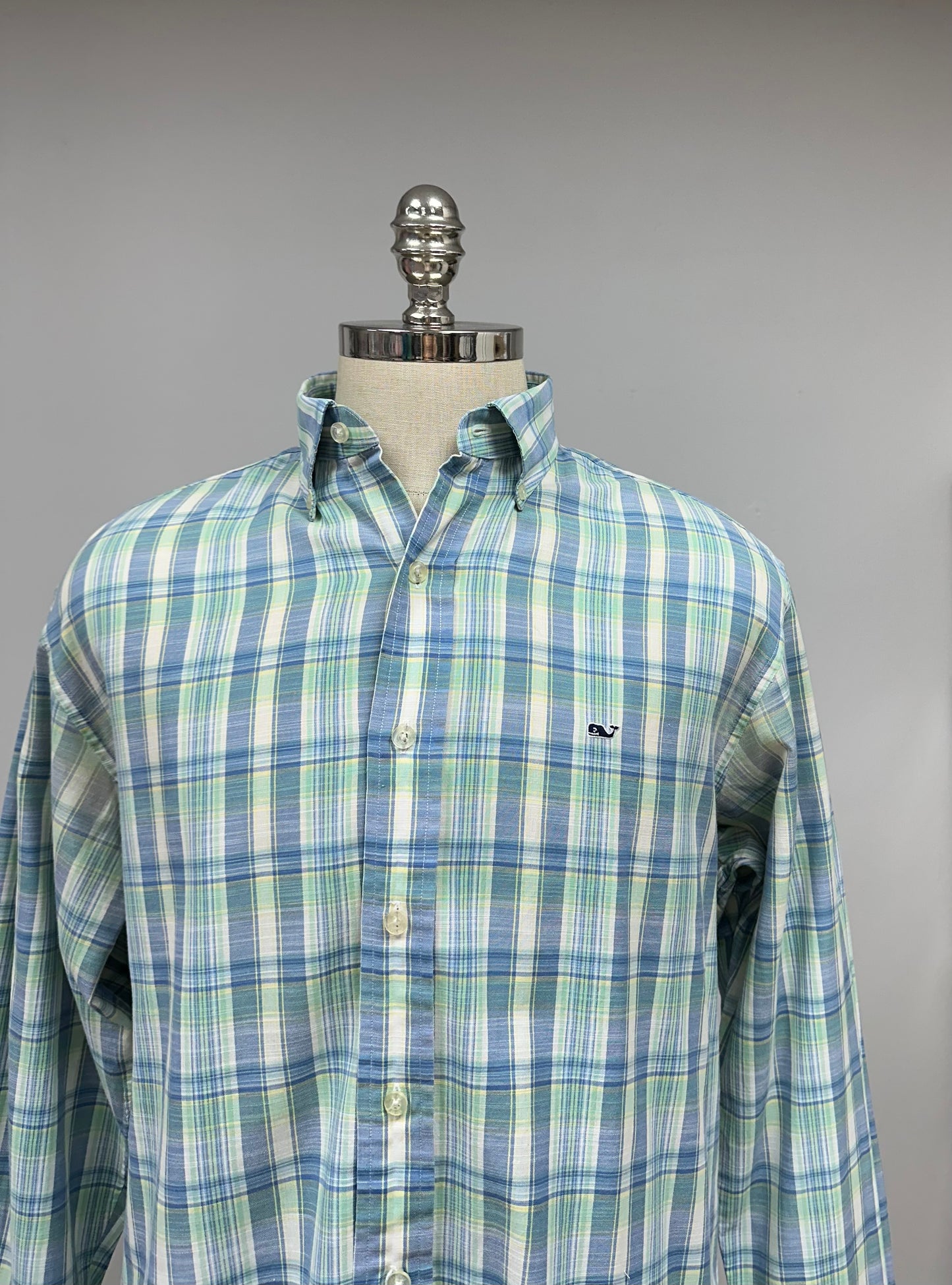 Camisa de botones Vineyard Vines 🐳 color blanco de cuadros en color azul, verde y amarillo Talla L Entalle Regular (ver descripción)