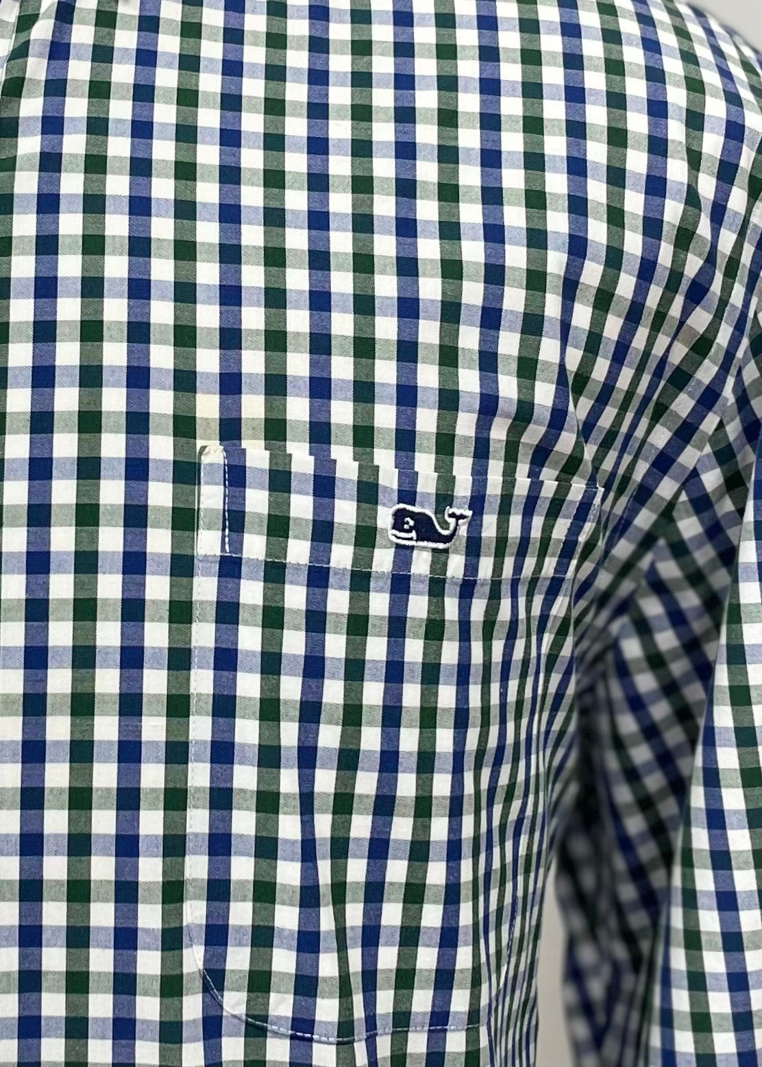 Camisa de botones Vineyard Vines 🐳 color blanco de cuadros gingham en color azul navy y verde oscuro Talla L Entalle Slim Fit