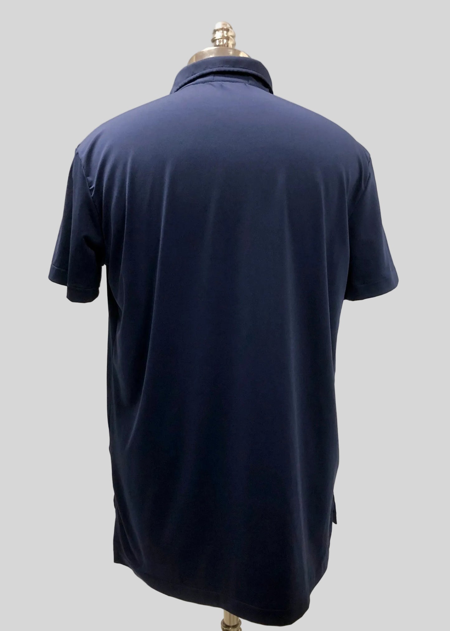 Camiseta Polo Ralph Lauren 🏇🏼 Tela performance color azul navy Talla L Entalle Regular