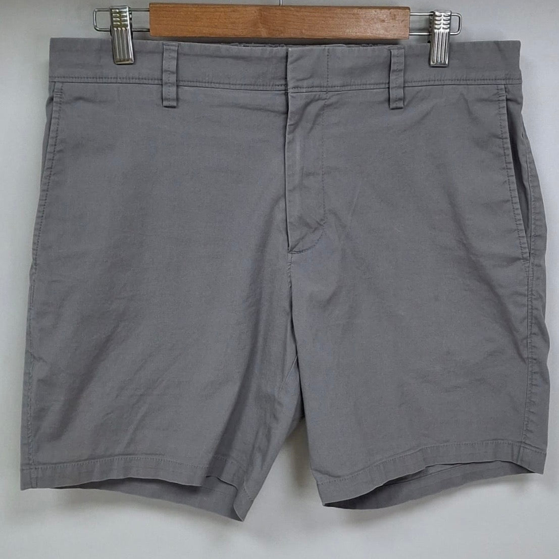 Short Casual J.Crew 🇺🇸 color gris claro talla 34