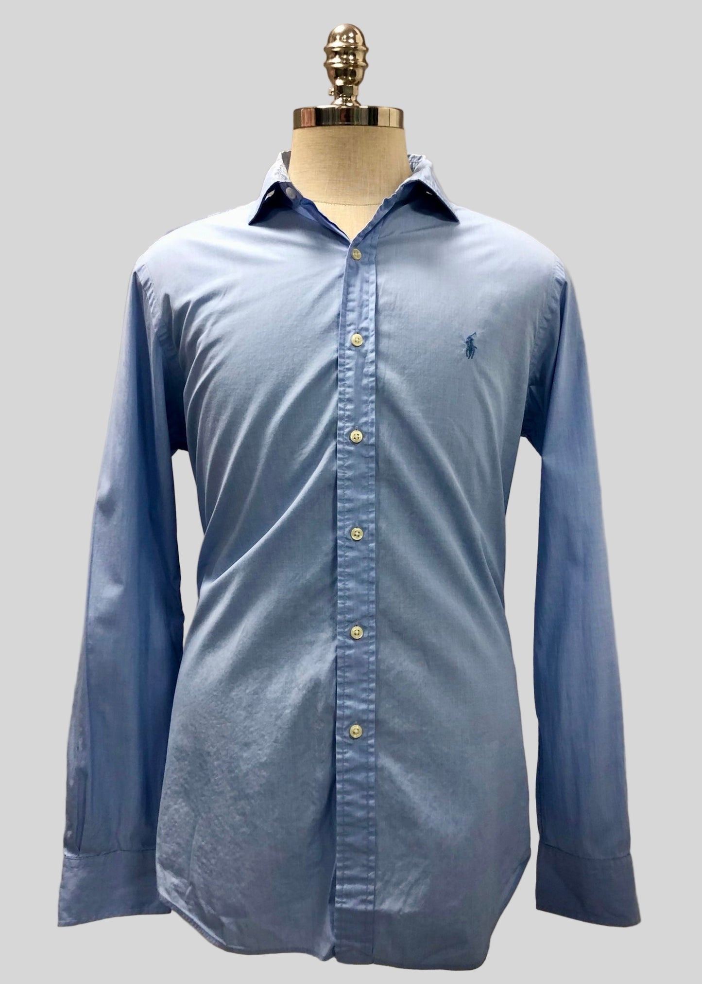 Camisa de botones Polo Ralph Lauren 🏇🏼 color celeste Talla L Entalle Regular