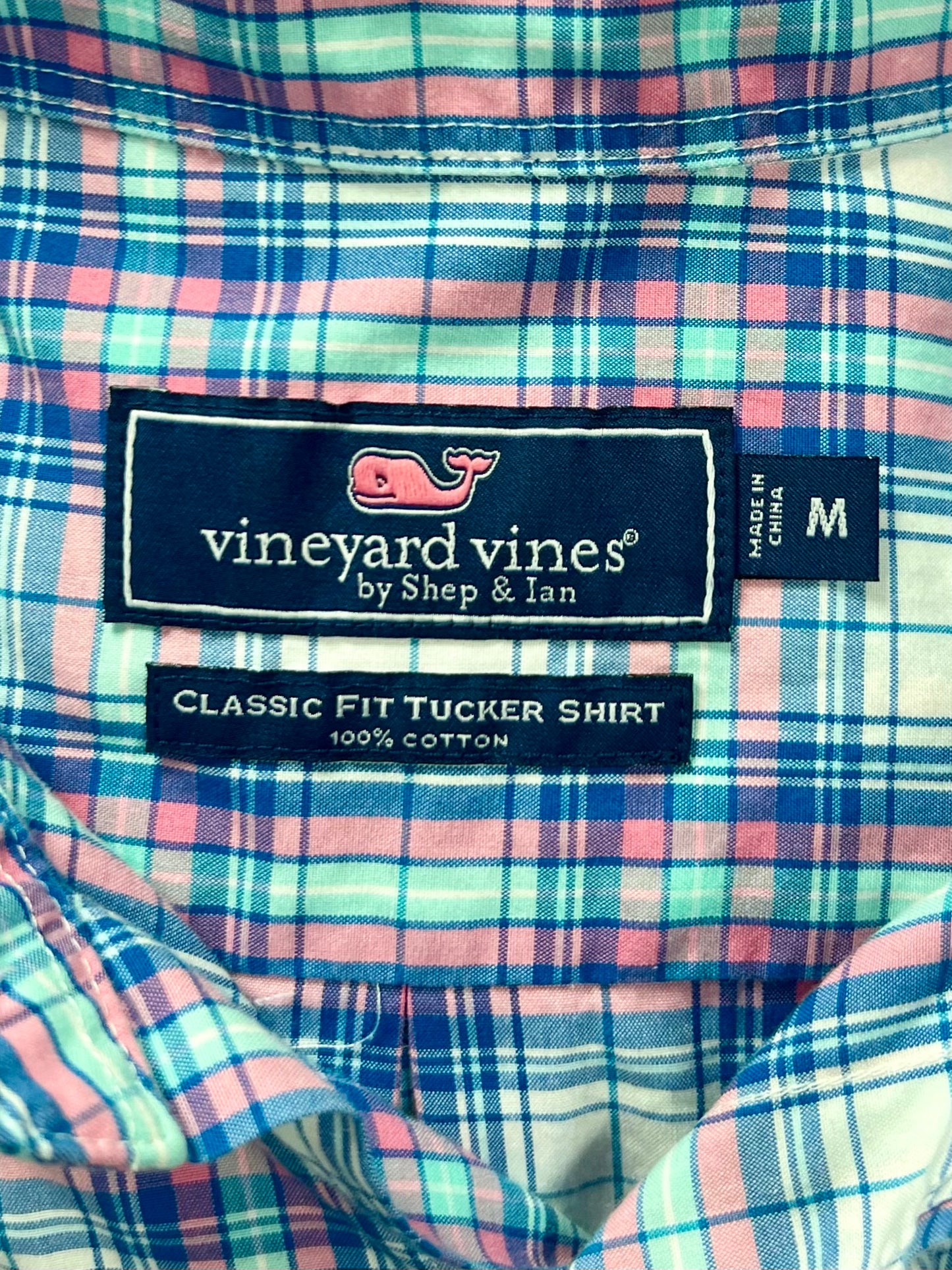 Camisa de botones Vineyard Vines 🐳 color blanco de cuadros en rosado, azul y turquesa Talla M Entalle Clásico