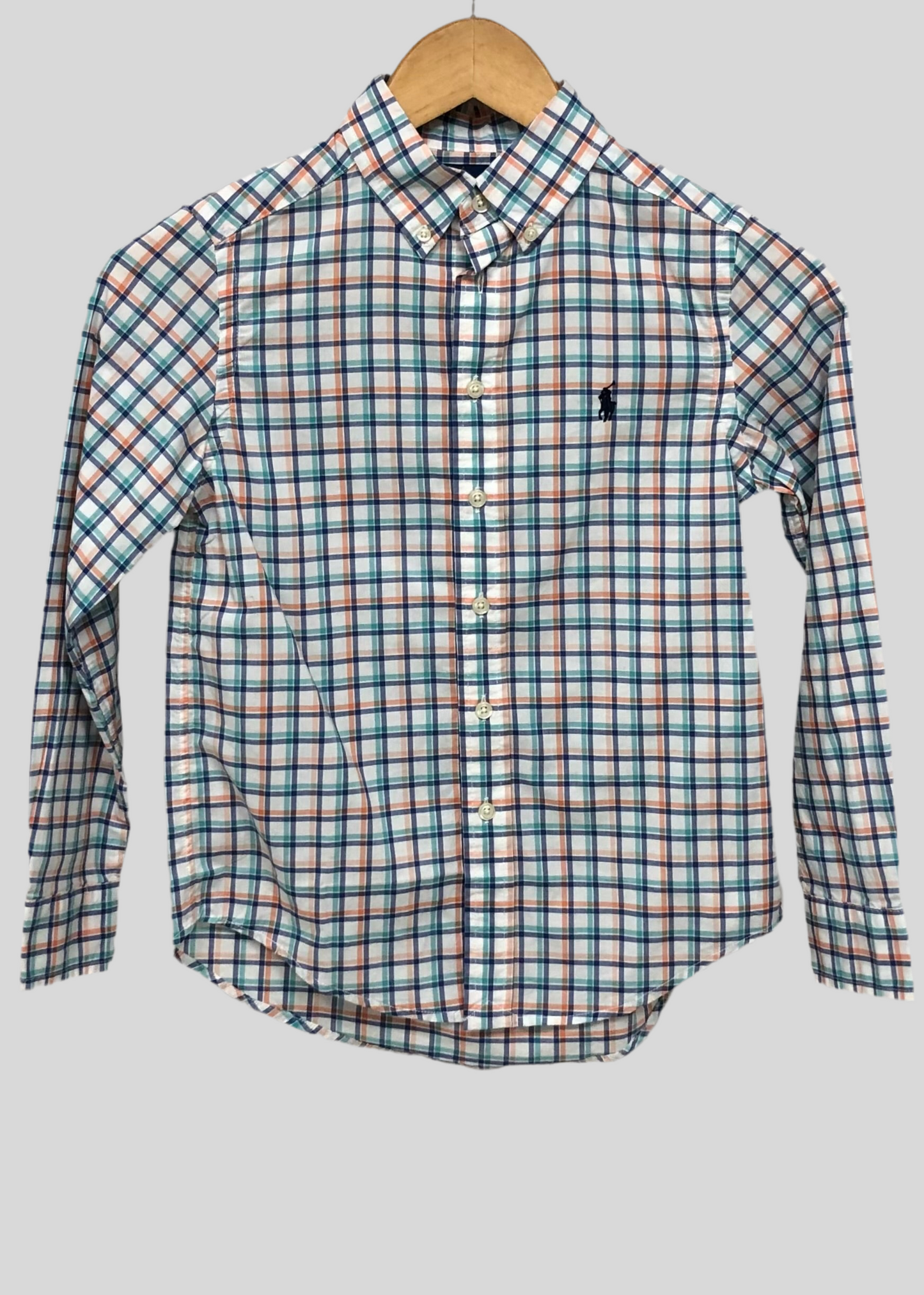 Camisa Polo Ralph Lauren 🏇🏼 color blanco con patron de cuadros en azul, naranja y verde Talla S (8) de niño Entalle Regular