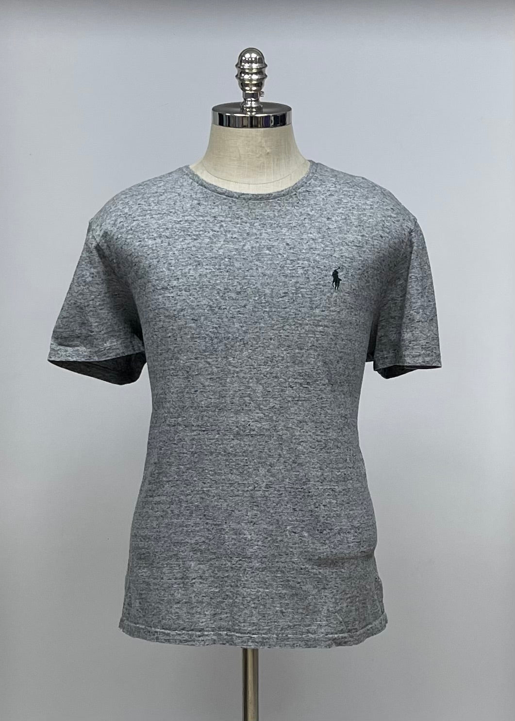 Camiseta cuello Redondo Polo Ralph Lauren 🏇🏼 color gris manga corta Talla Large Entalle Regular