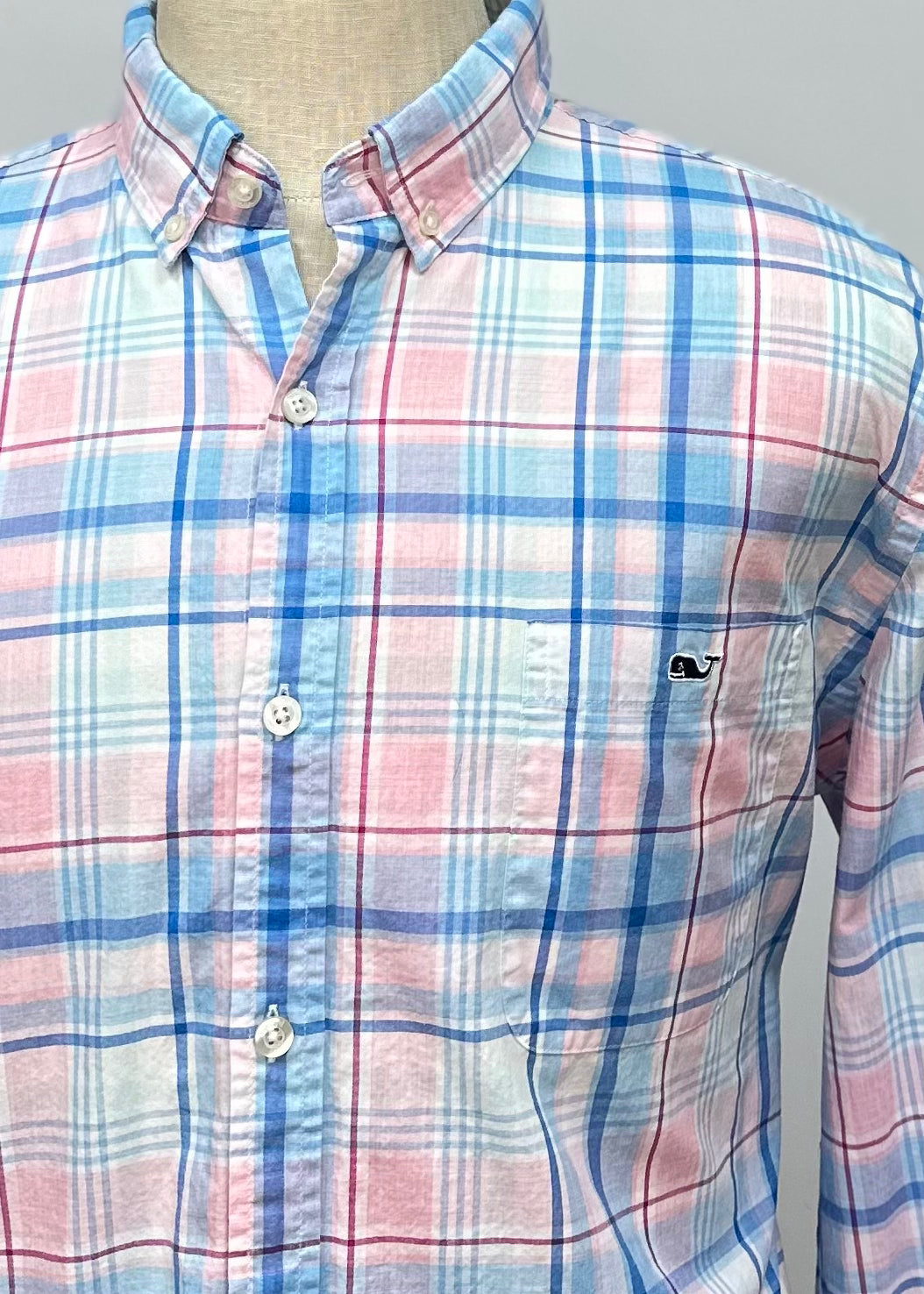 Camisa de botones Vineyard Vines 🐳 de cuadros en color rosado, celeste y blanco Talla XL Entalle Slim Fit