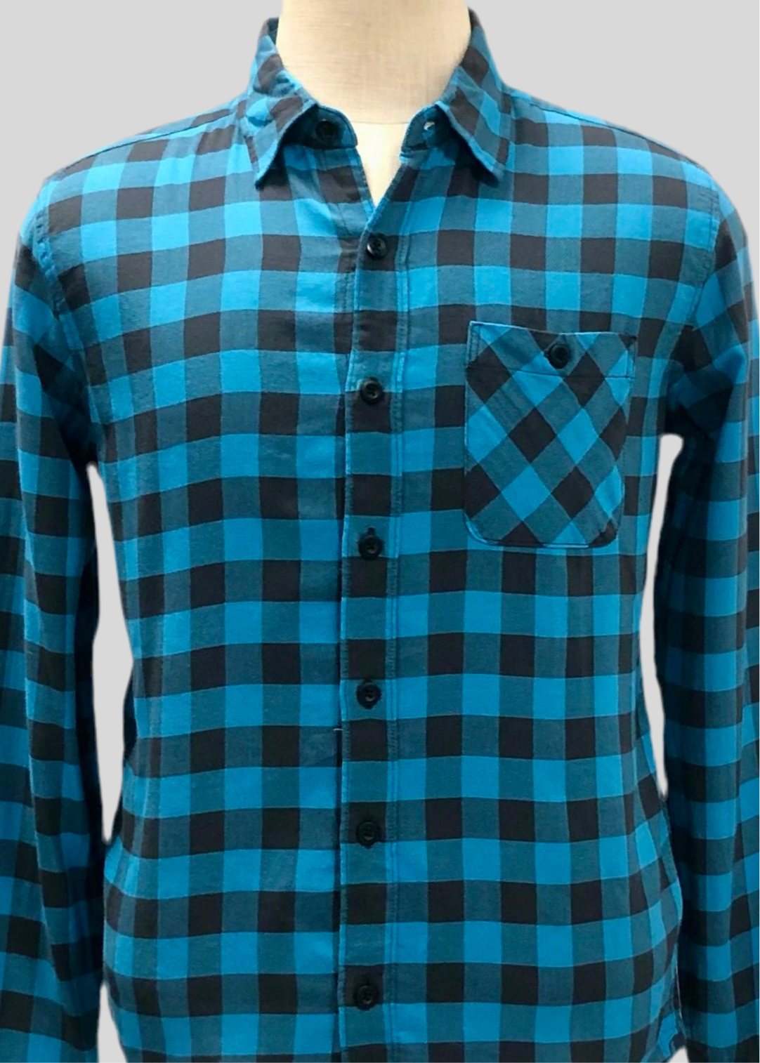 Camisa de botones American Eagle 🦅 de cuadros en color turquesa y negro Talla S Entalle Clásico