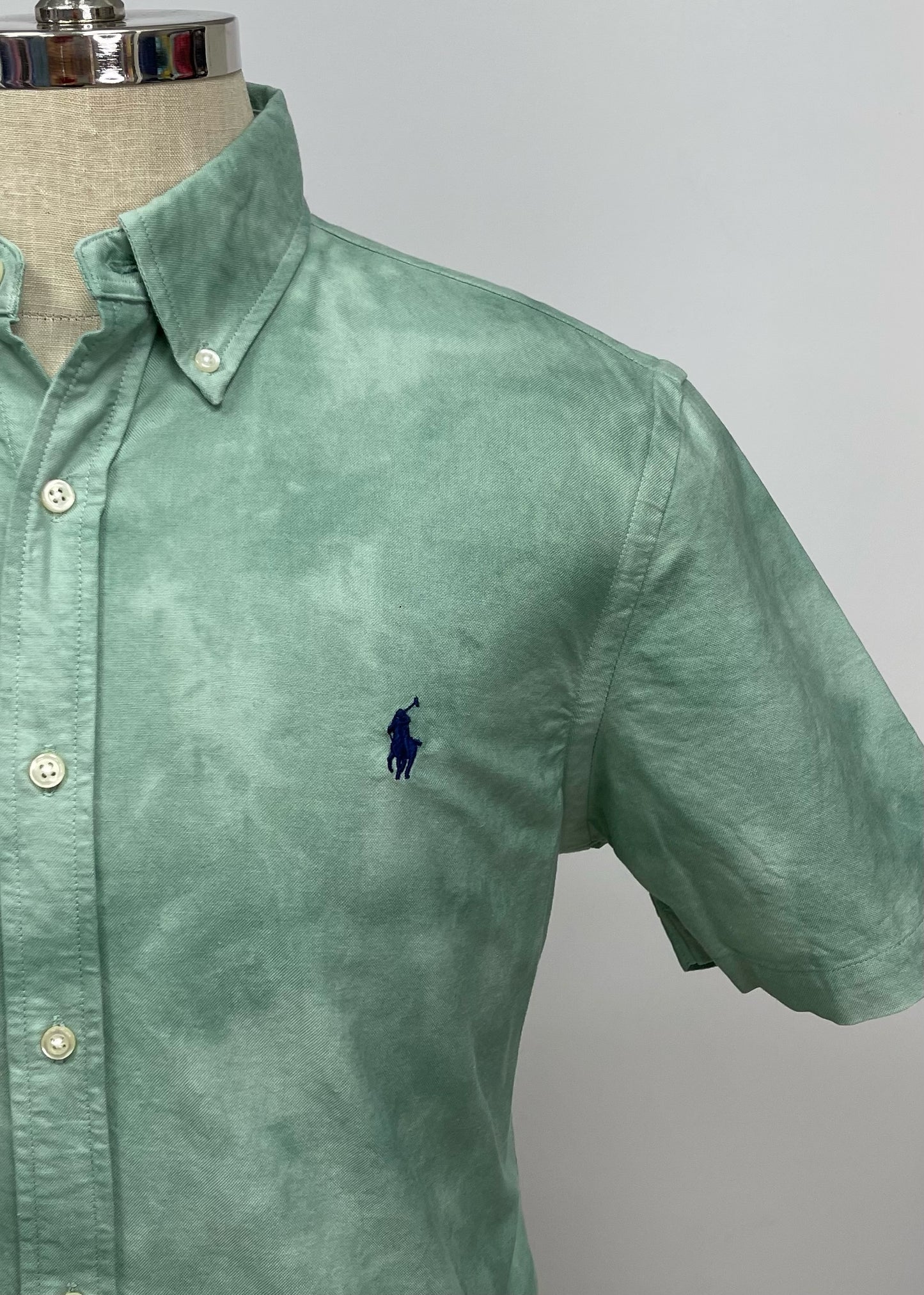 Camisa de botones Polo Ralph Lauren 🏇🏼 Oxford con diseño tie dye en color verde Talla L Entalle Slim Fit