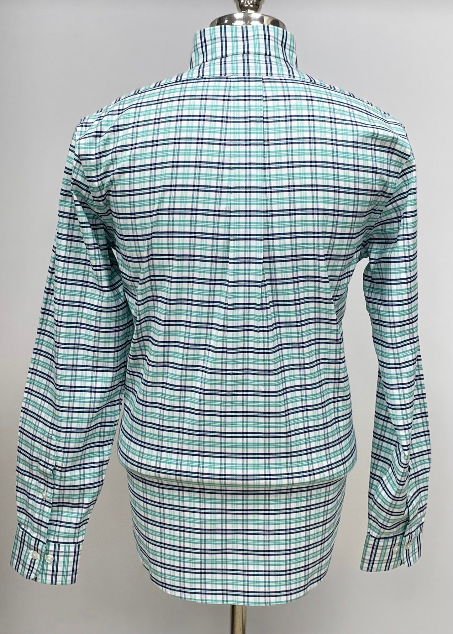 Camisa Brooks Brothers 🐑 color blanco con cuadros tartán en verde y negro Talla M Entalle Regular