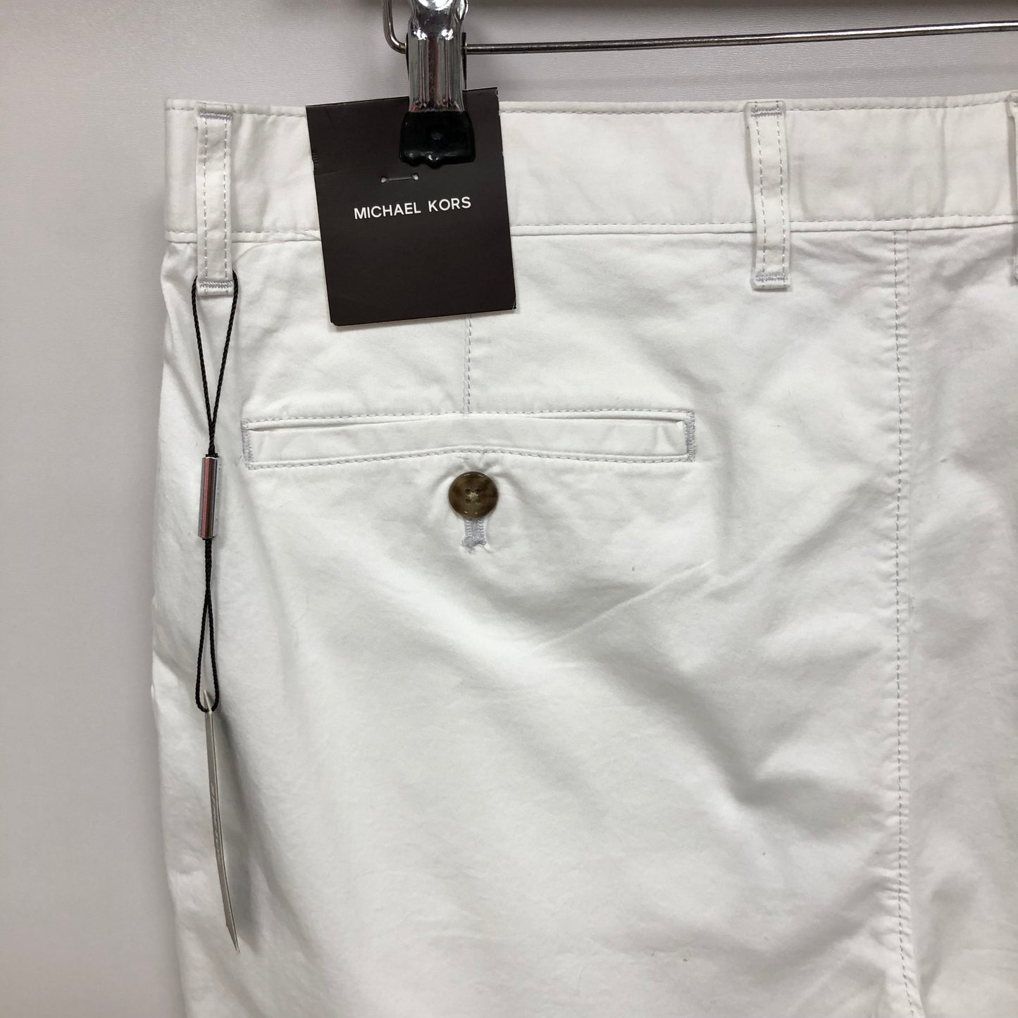 Short Casual Michael Kors 🇺🇸 color blanco talla M (32)