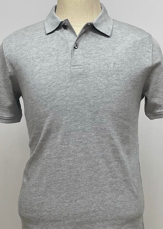 Camiseta Polo Donna Karan DKNY color gris claro Talla Small Entalle Regular