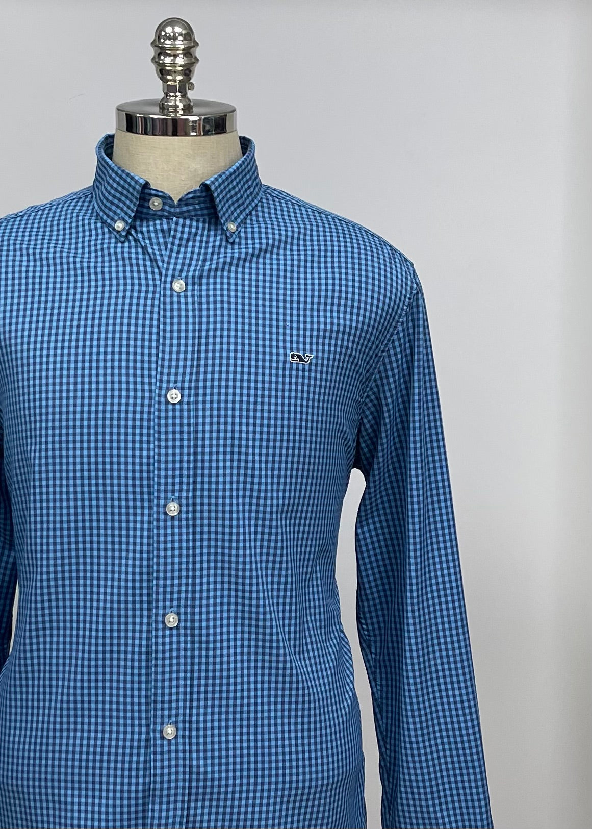 Camisa de botones Vineyard Vines 🐳 Performance de cuadros gingham en color celeste y azul navy Talla L Entalle Regular