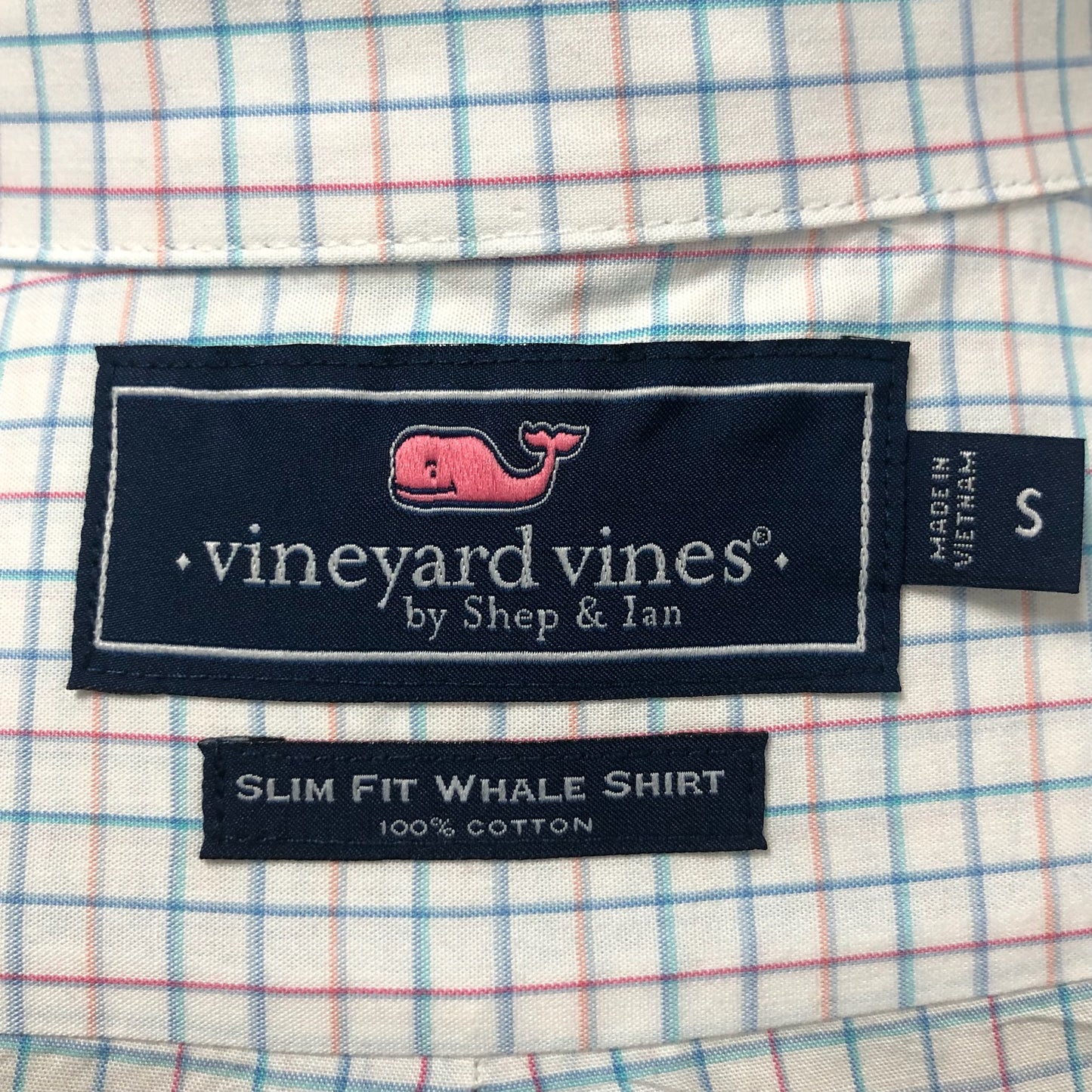 Camisa de botones Vineyard Vines 🐳 color blanco de cuadros en color rojo y azul Talla S Entalle Slim Fit
