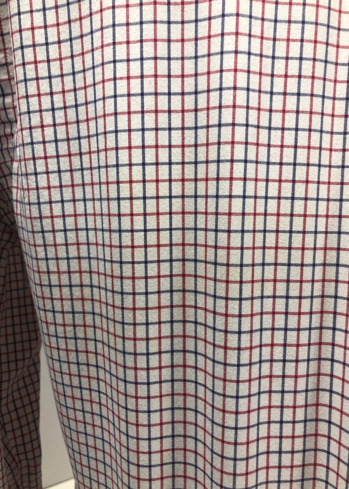 Camisa de botones Polo Ralph Lauren 🏇🏼 Color blanco de cuadros en color rojo y azul Talla L Entalle Custom Fit (ver descripción)