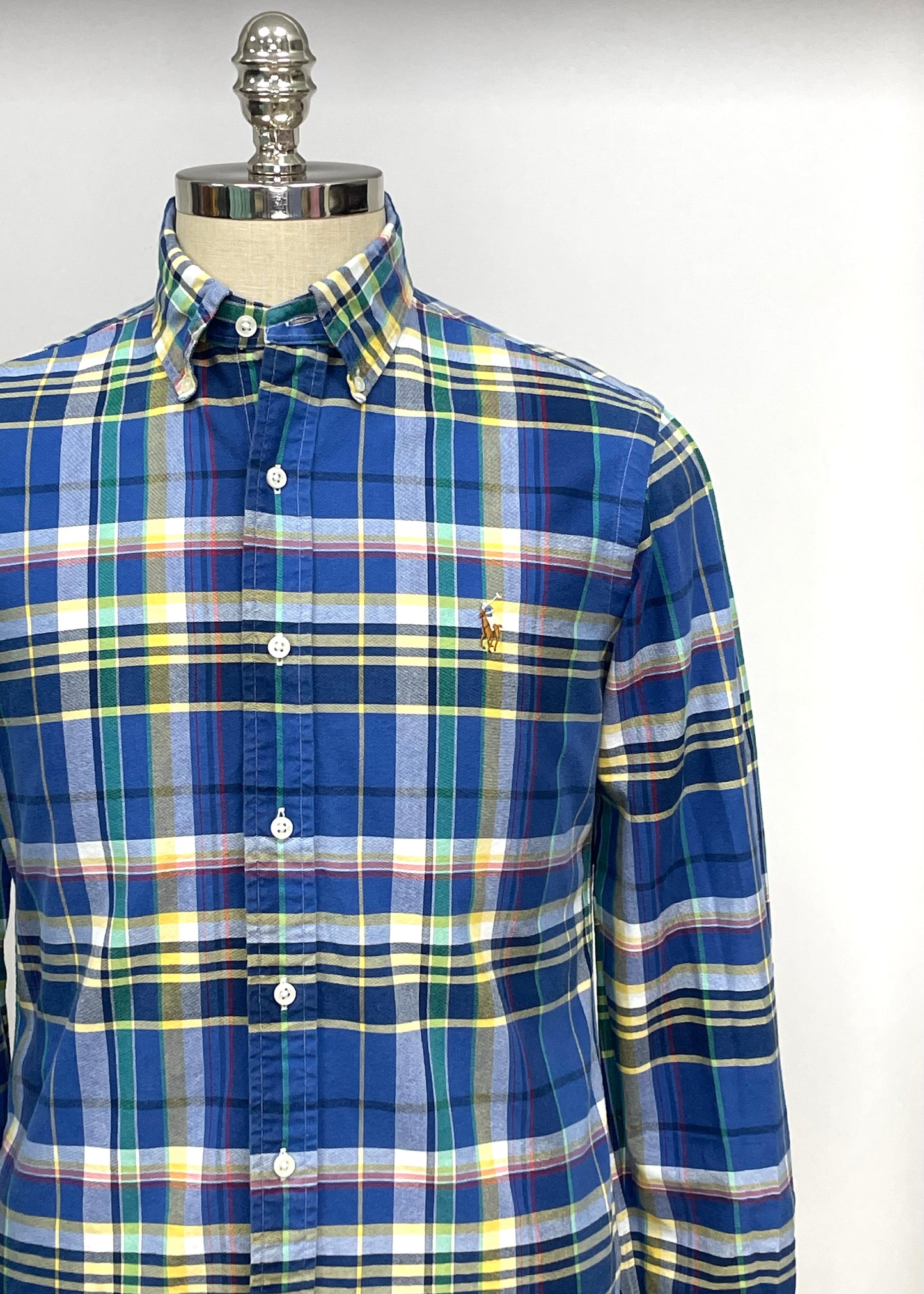 Camisa de botones Polo Ralph Lauren 🏇🏼 Oxford color azul de cuadros blanco, verde y amarillo Talla L Entalle Regular
