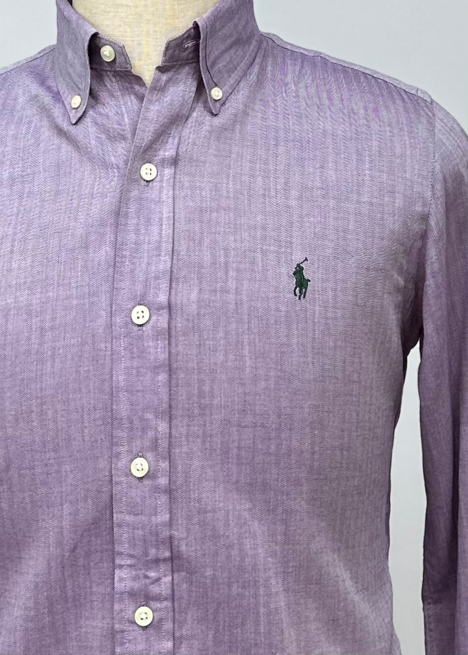 Camisa de botones Polo Ralph Lauren 🏇🏼 con finas rayas en color lila Talla S Regular