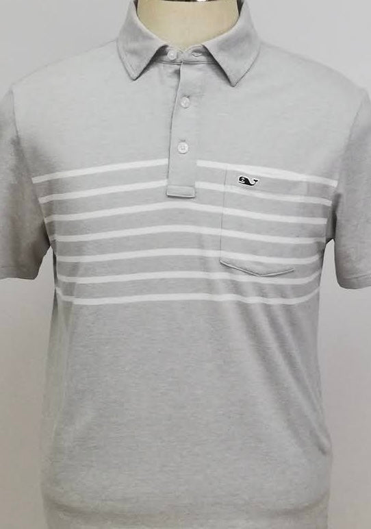 Camiseta Polo Vineyard Vines 🐳 color gris claro con rayas en color blanco Talla S Entalle Regular