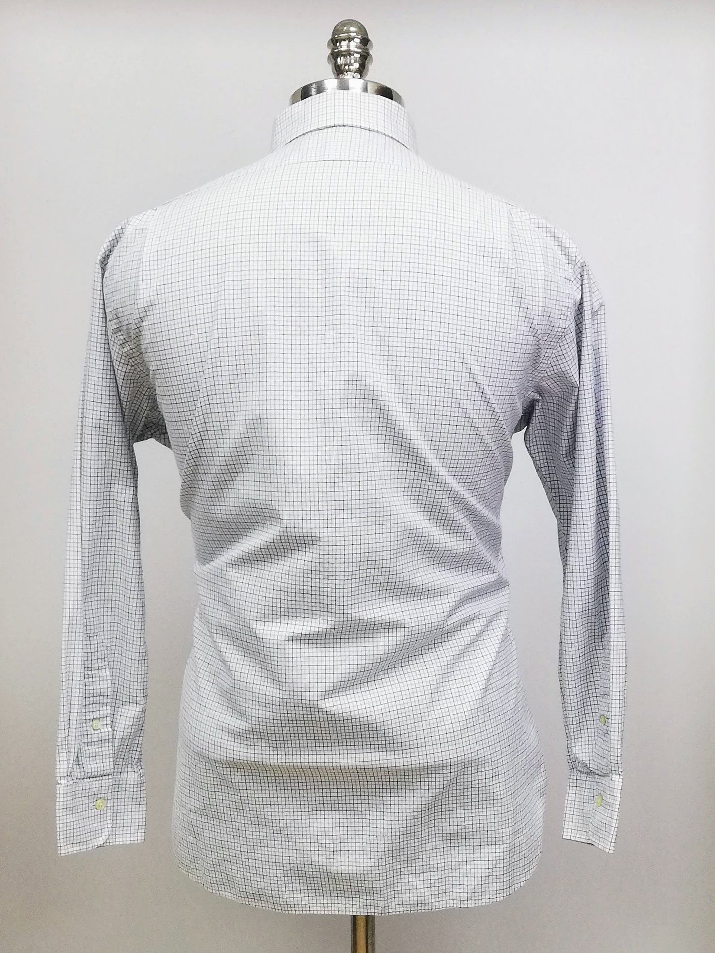 Camisa Polo Ralph Lauren 🏇🏼 color blanco con patron de cuadros en color azul y negro Talla L Entalle Regular