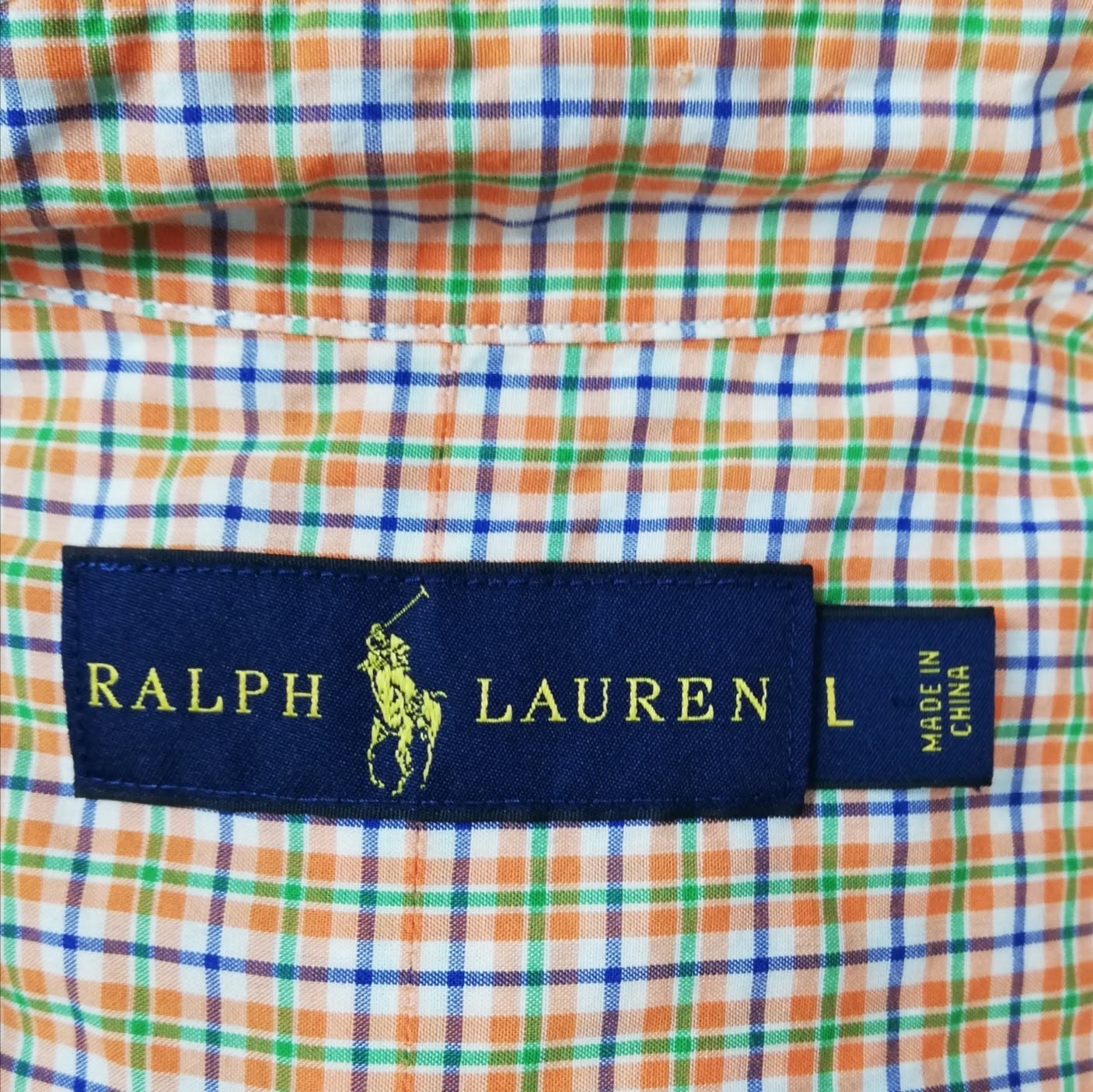 Camisa Polo Ralph Lauren 🏇🏼 color blanco con patrón de cuadros naranja, verde y azul Talla L Entalle Regular