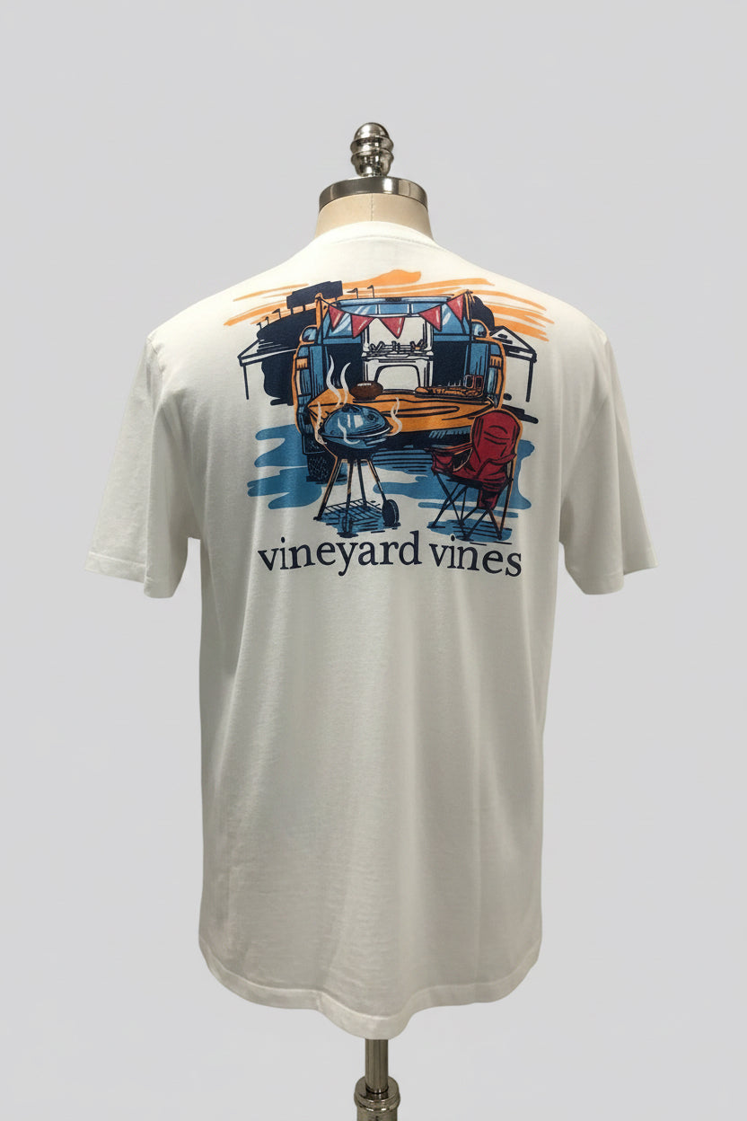 Camiseta cuello redondo Vineyard Vines 🐳 color blanco con Diseño de Tailgate Talla L