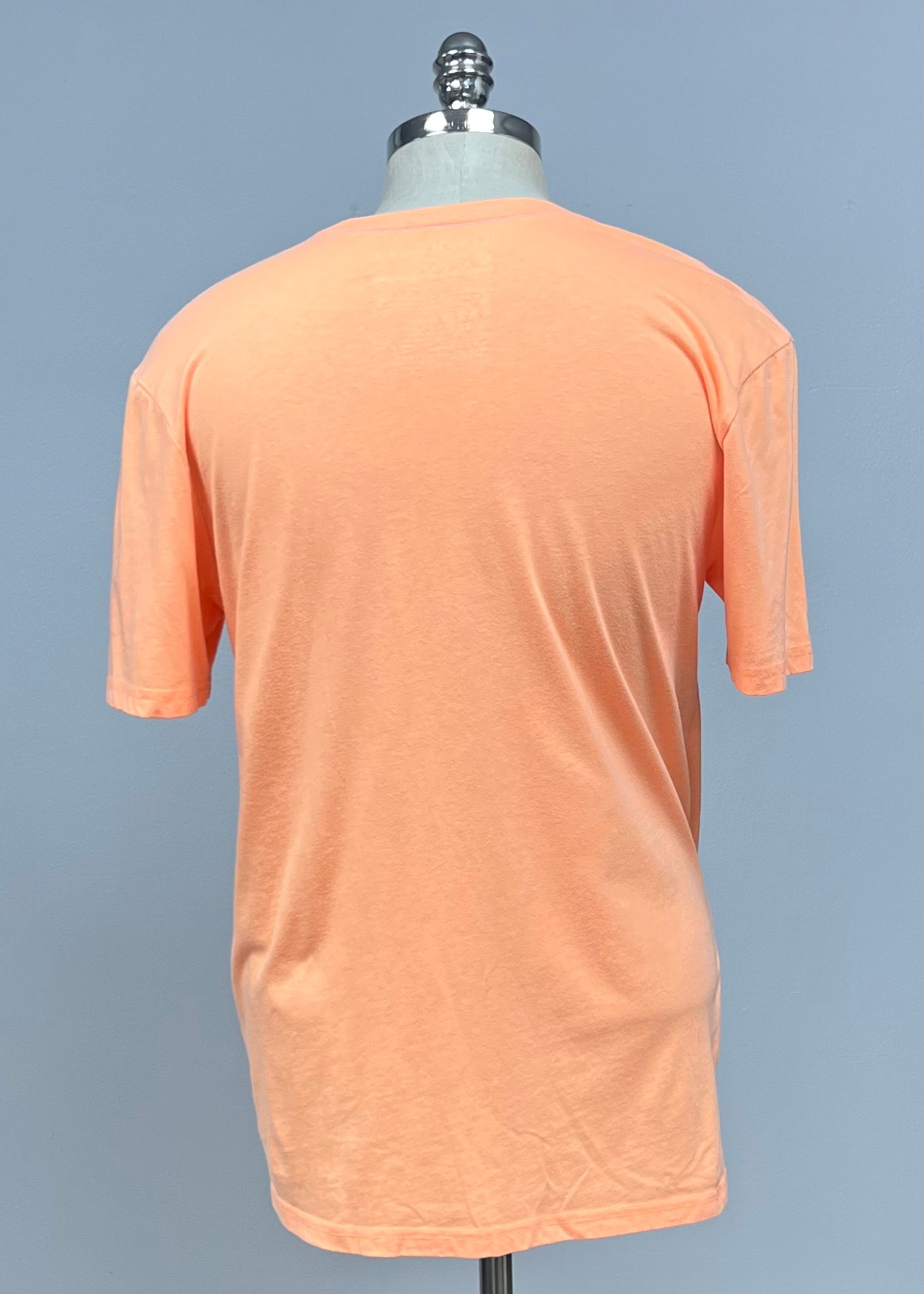 Camiseta cuello redondo Hurley 🏄🏽‍♂️ color naranja neón y logo en color blanco manga corta Talla L