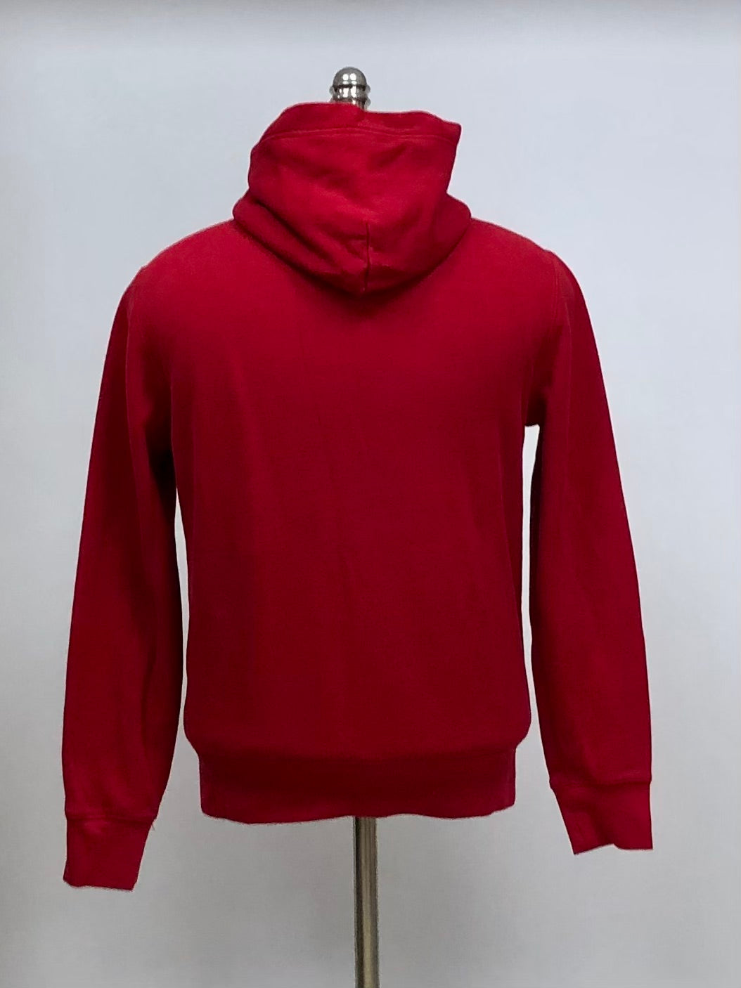 Sudadera Hoodie Polo Ralph Lauren 🏇🏼 color rojo y logo en letras multicolor Talla S