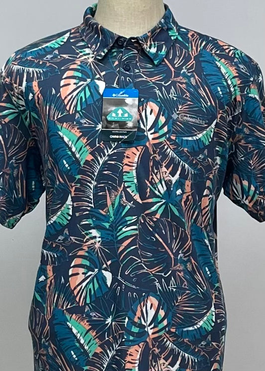 Camisa Columbia 🔹Color azul oscuro con diseño de palmeras en blanco y naranja manga corta Talla XL