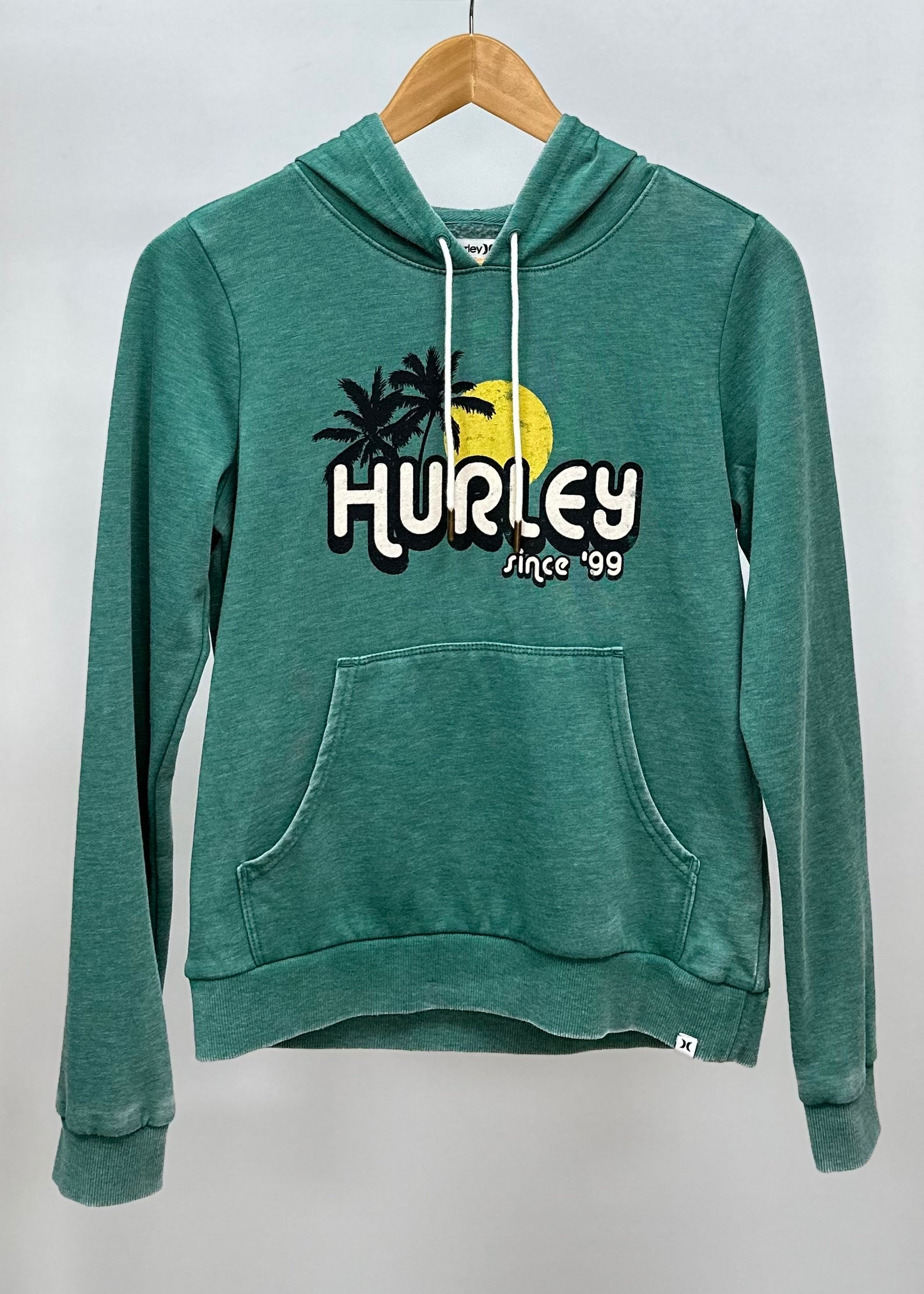 Sudadera de Hoodie Hurley 🏄🏽‍♂️ color verde y logo en blanco Talla XS