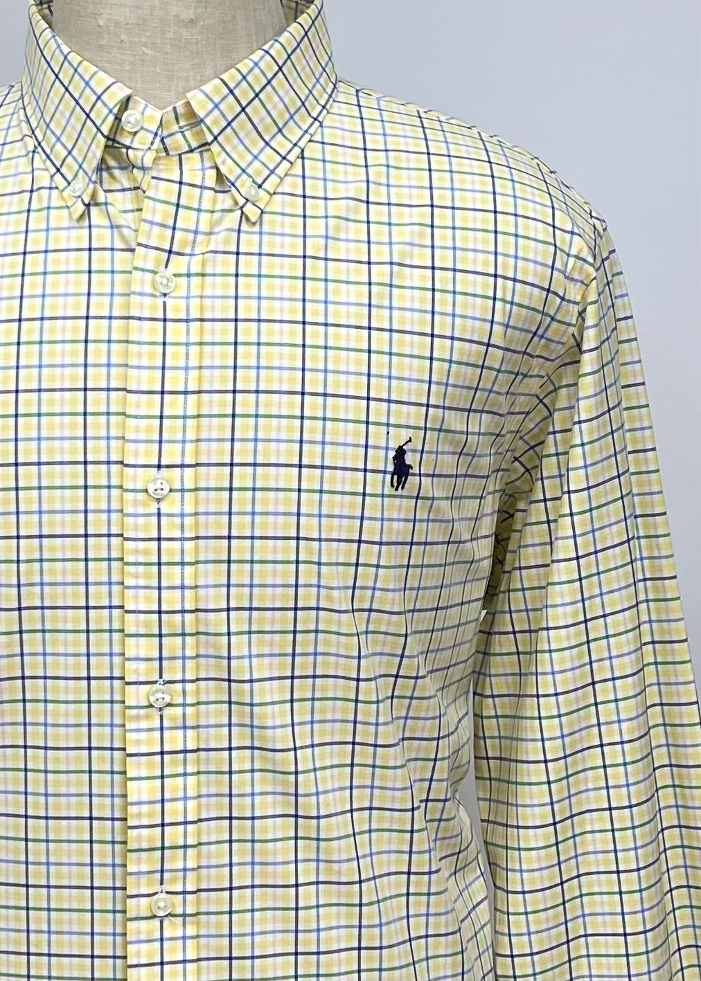 Camisa Polo Ralph Lauren 🏇🏼 color amarillo con patrón de cuadros azul, verde y blanco Talla XL Entalle Clásico